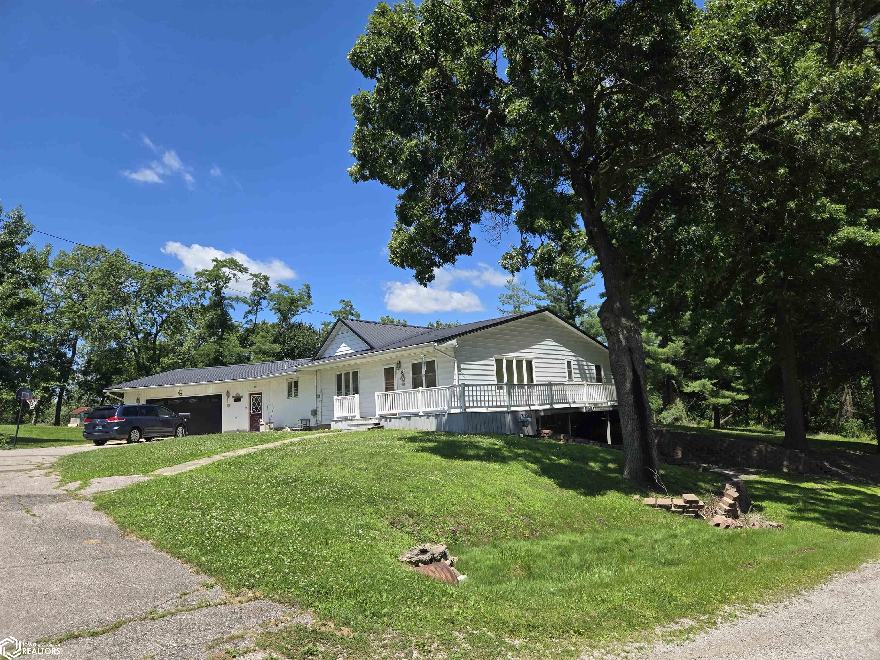 1720 S 12th Street, Centerville, Iowa image 11