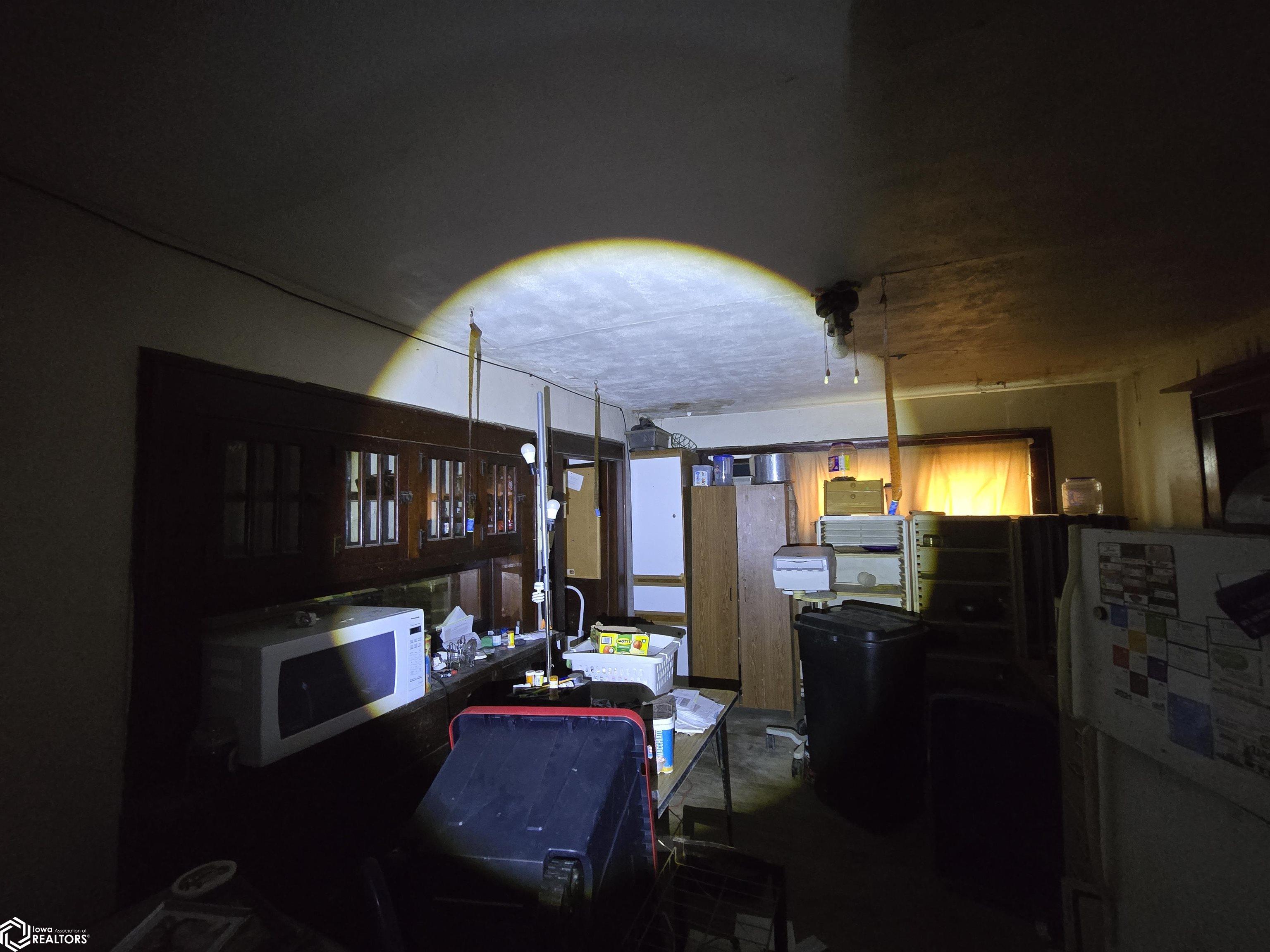 606 W State Street, Centerville, Iowa image 8