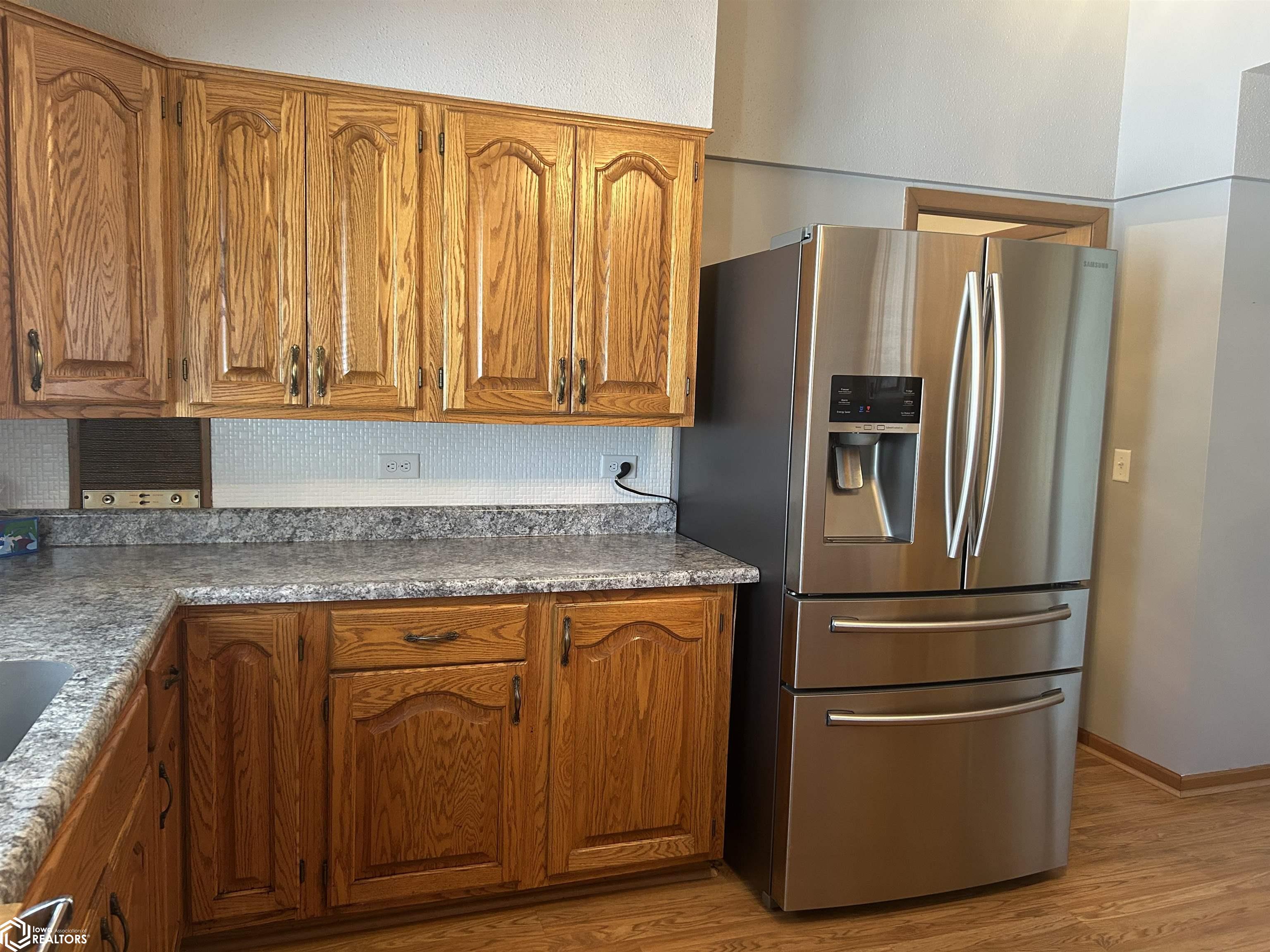 10 W Olive Street, Marshalltown, Iowa image 13