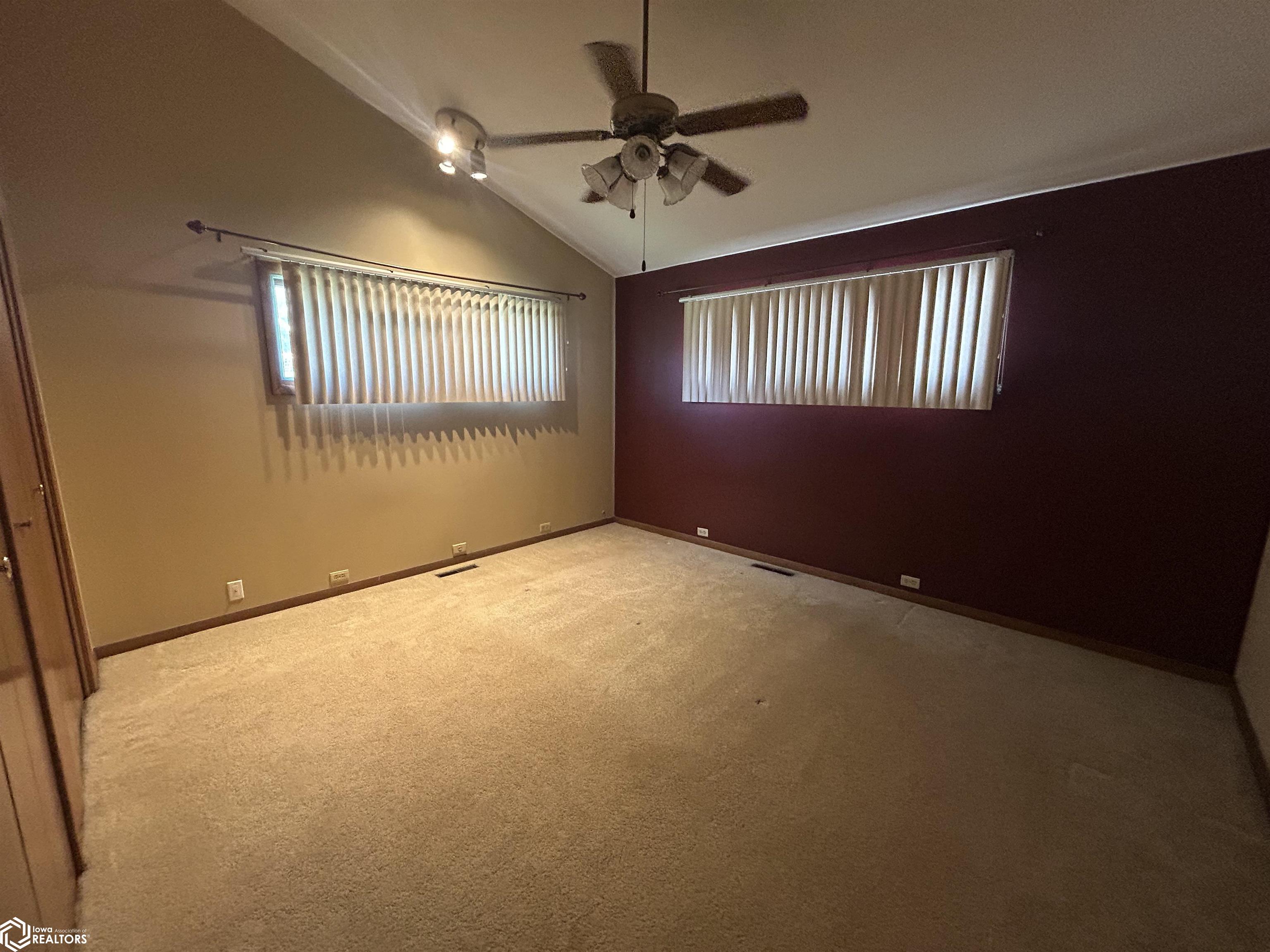 10 W Olive Street, Marshalltown, Iowa image 15