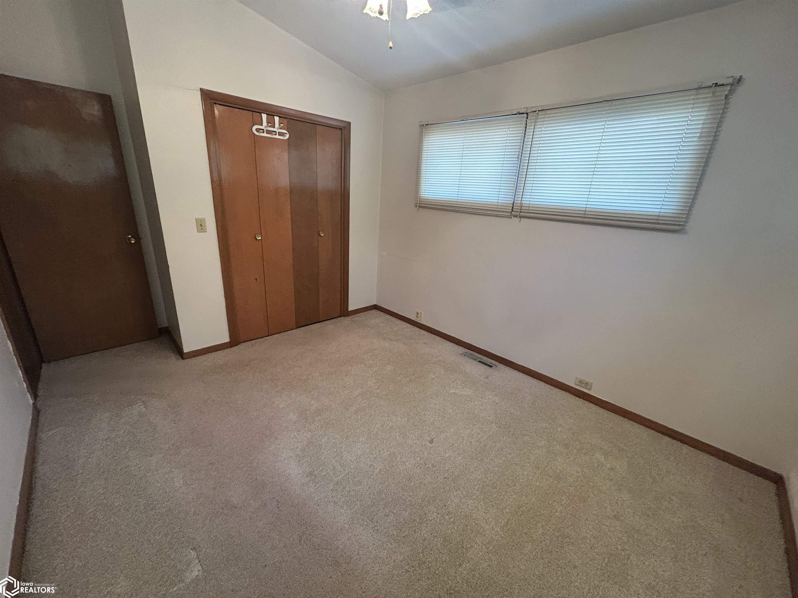 10 W Olive Street, Marshalltown, Iowa image 19