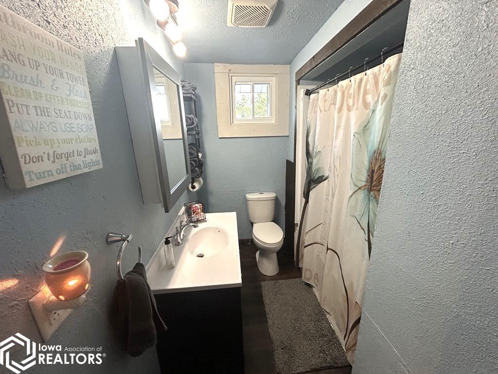 317 S Ward Street, Ottumwa, Iowa image 31