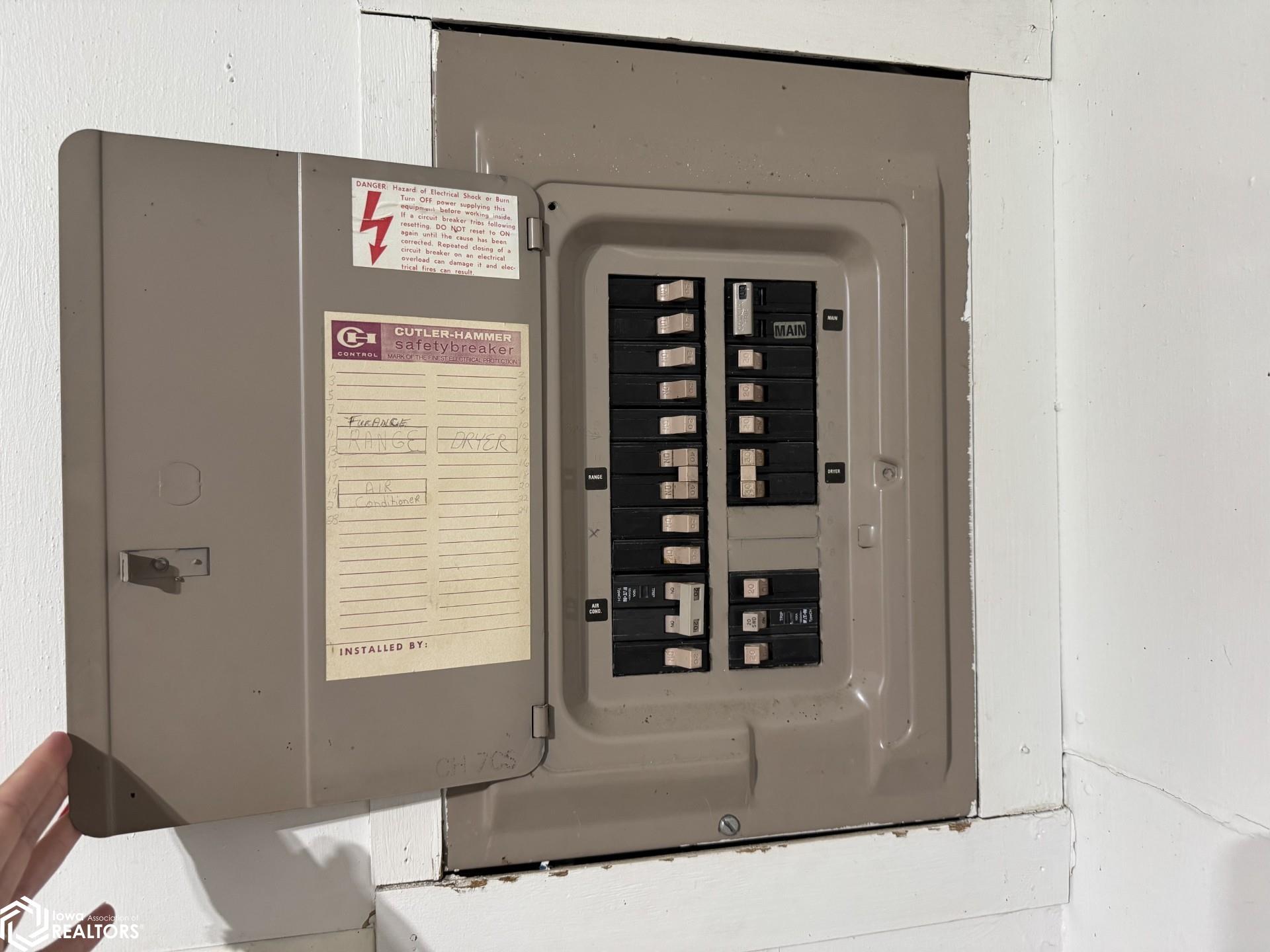 312 N Locust Street, Kanawha, Iowa image 12