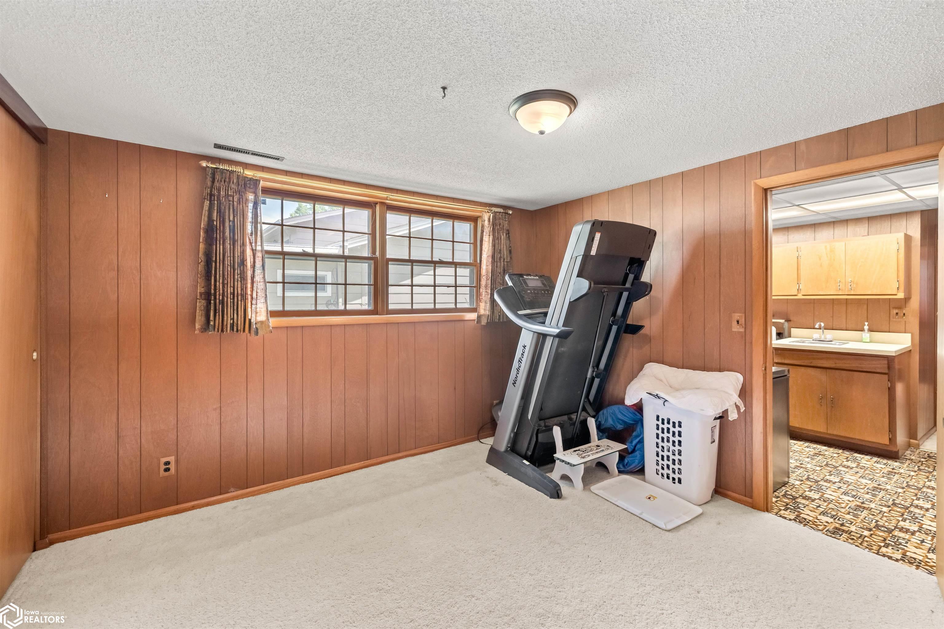 302 Newcastle Road, Marshalltown, Iowa image 27