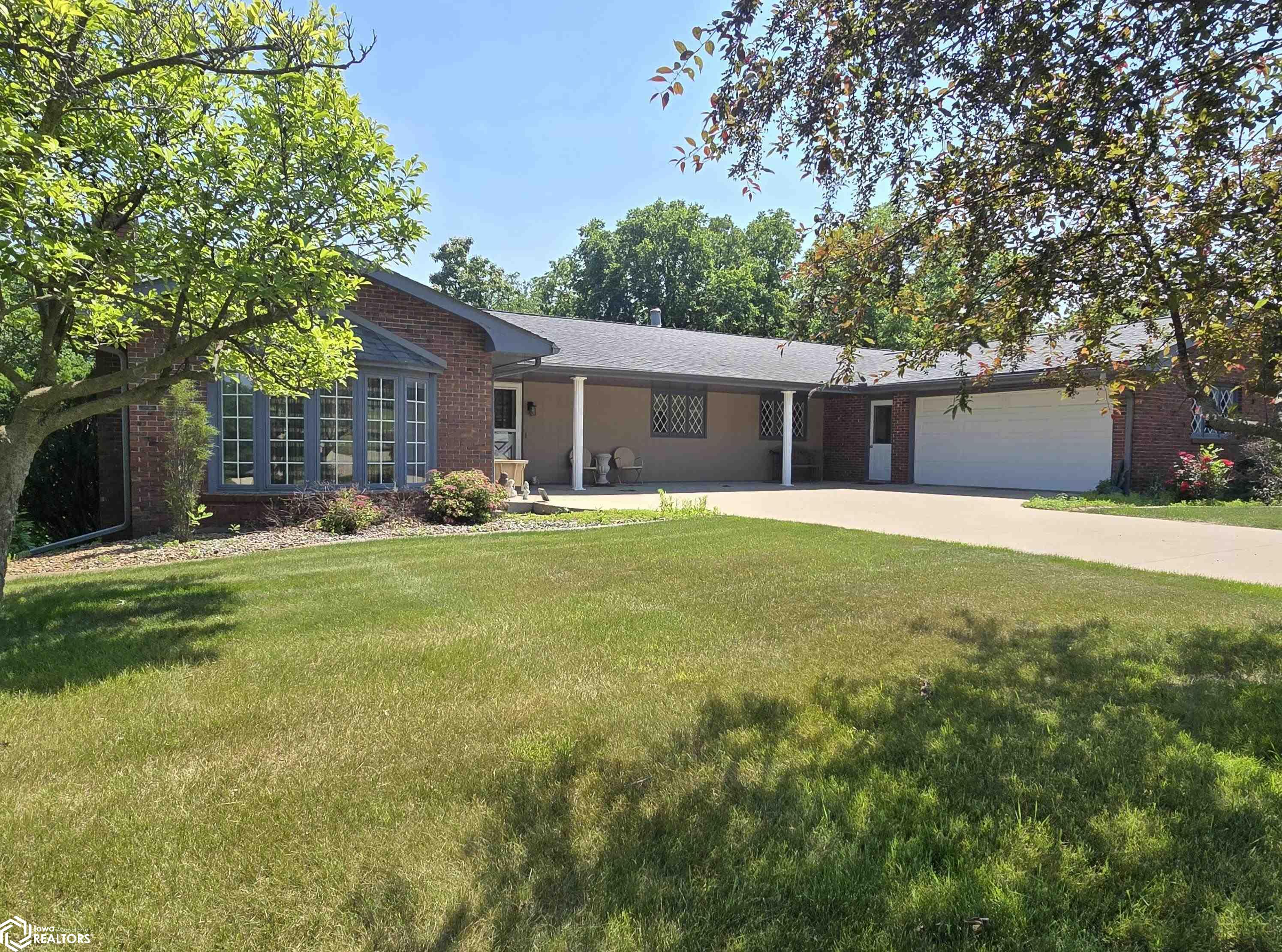 244 Terrace Drive, Oskaloosa, Iowa image 1