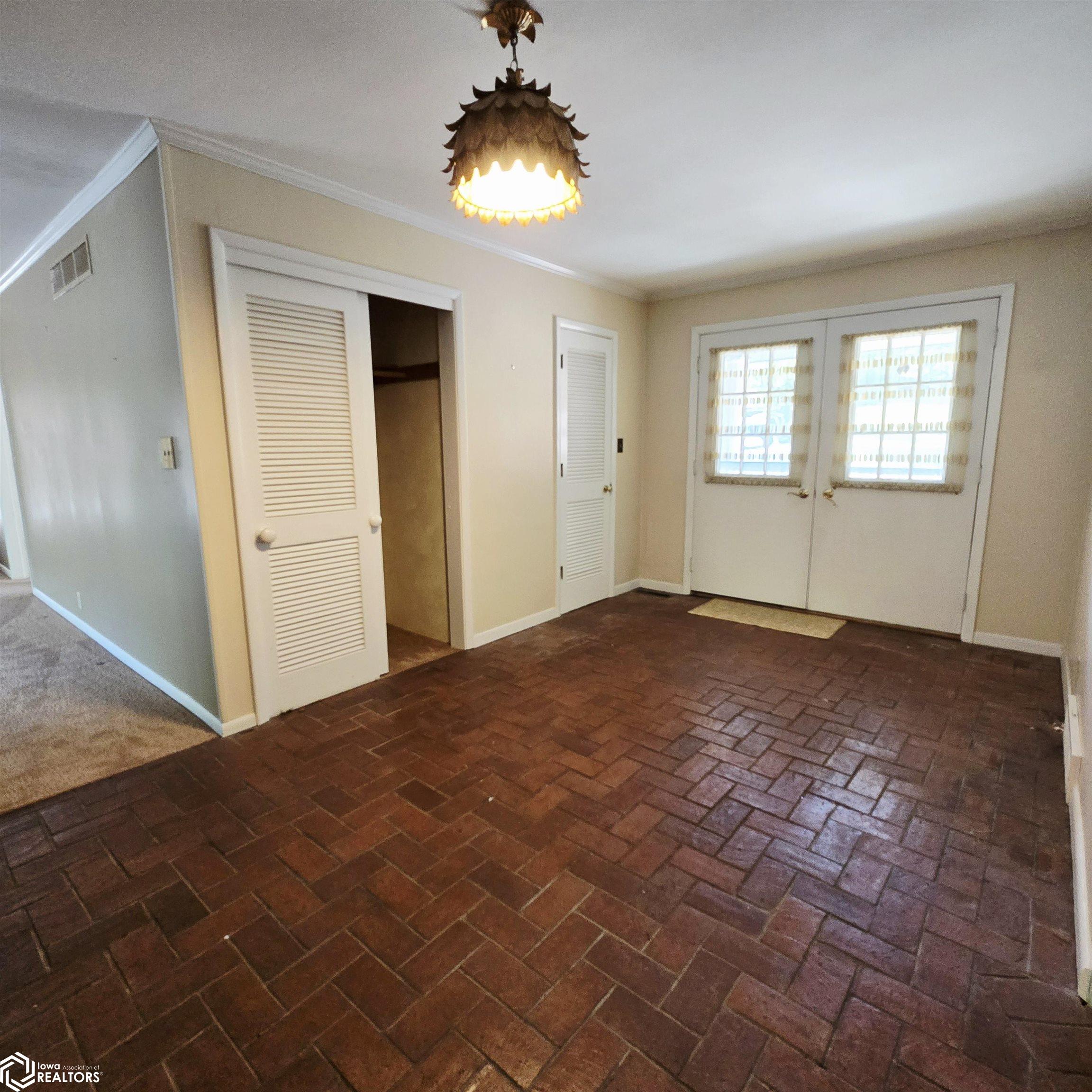 244 Terrace Drive, Oskaloosa, Iowa image 11