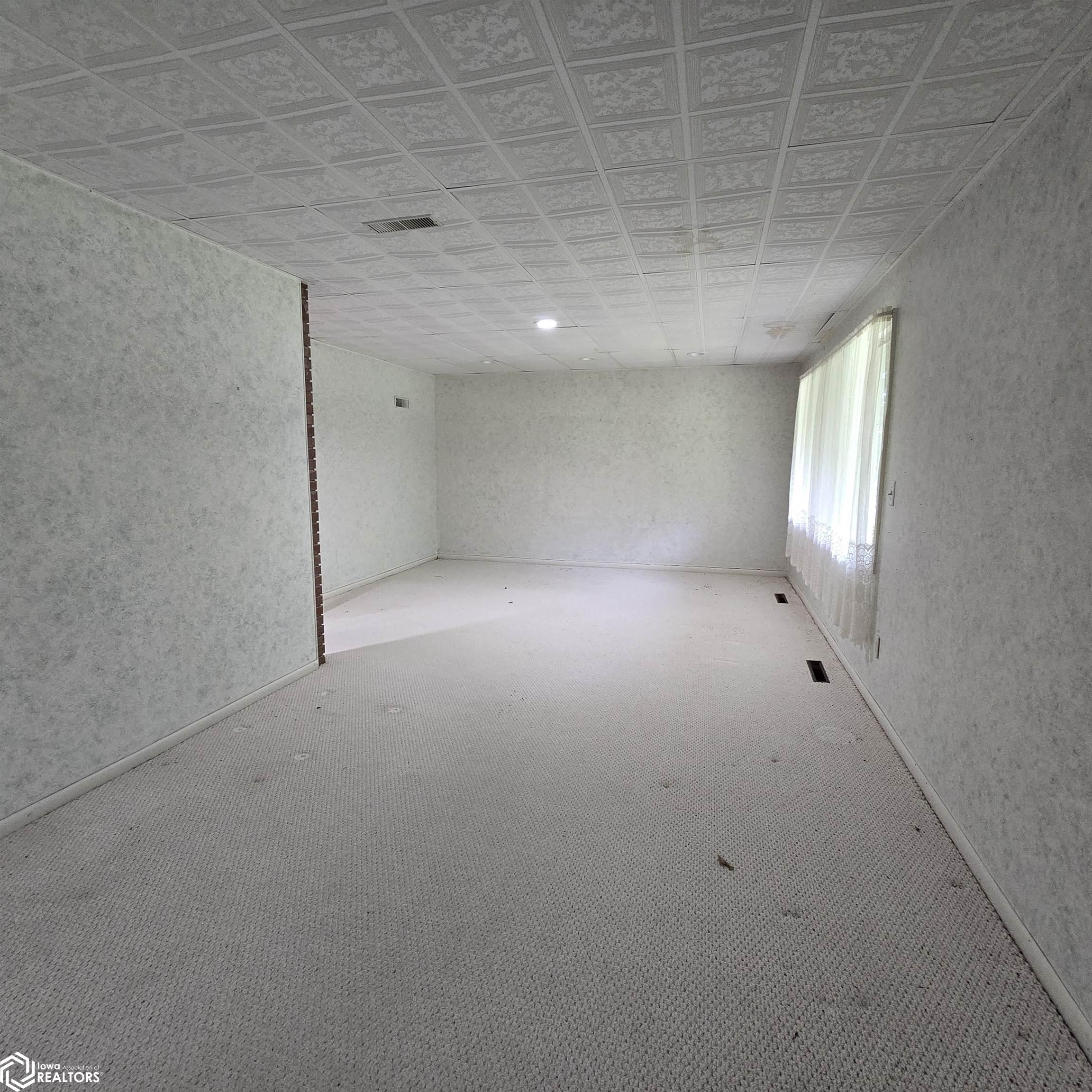 244 Terrace Drive, Oskaloosa, Iowa image 25