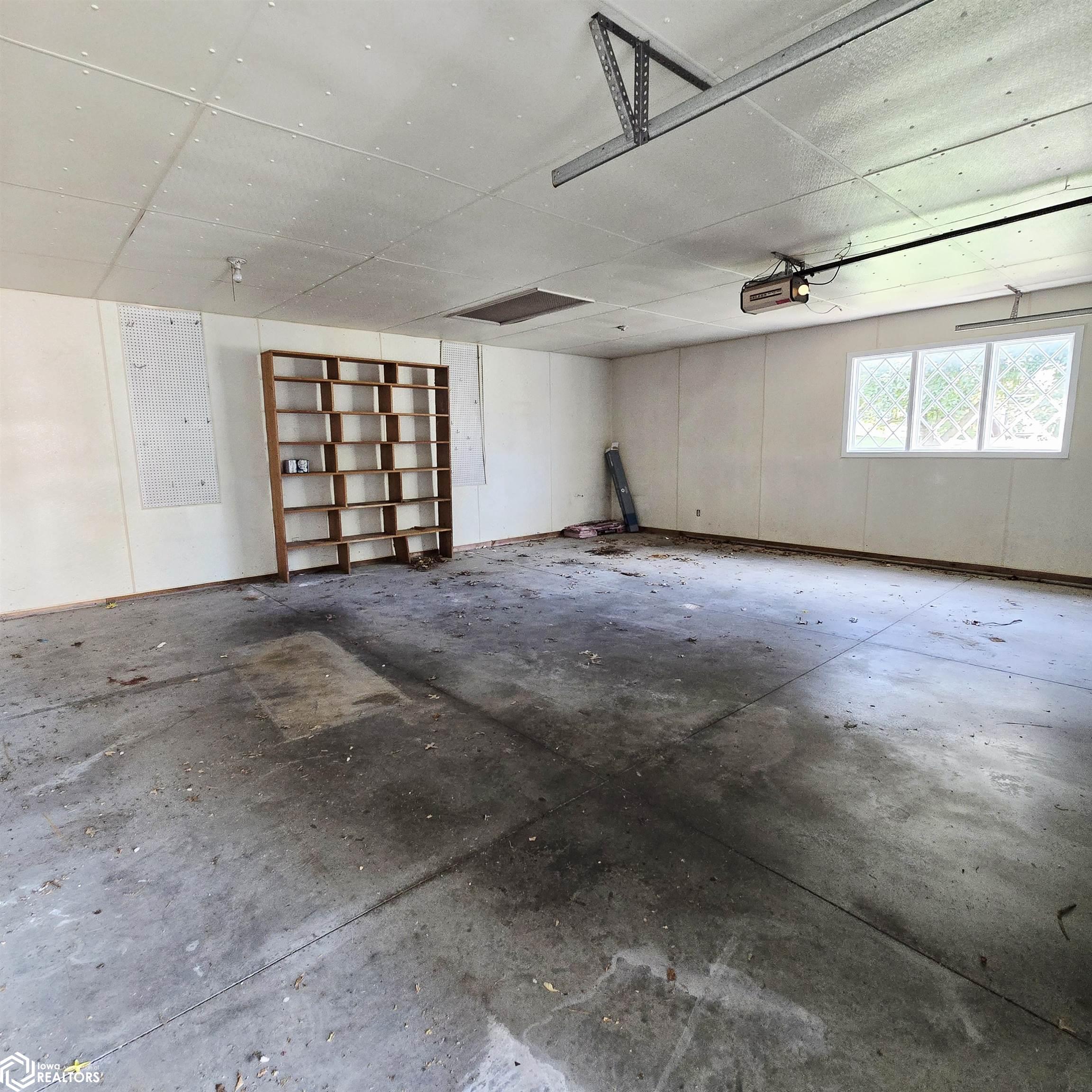 244 Terrace Drive, Oskaloosa, Iowa image 26