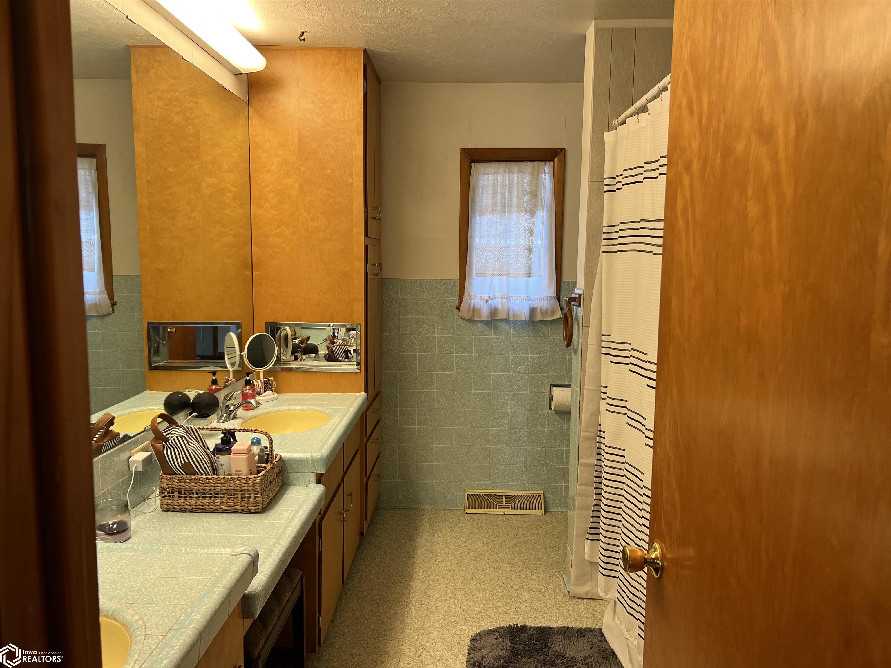 105 S Lincoln Street, Mount Ayr, Iowa image 12