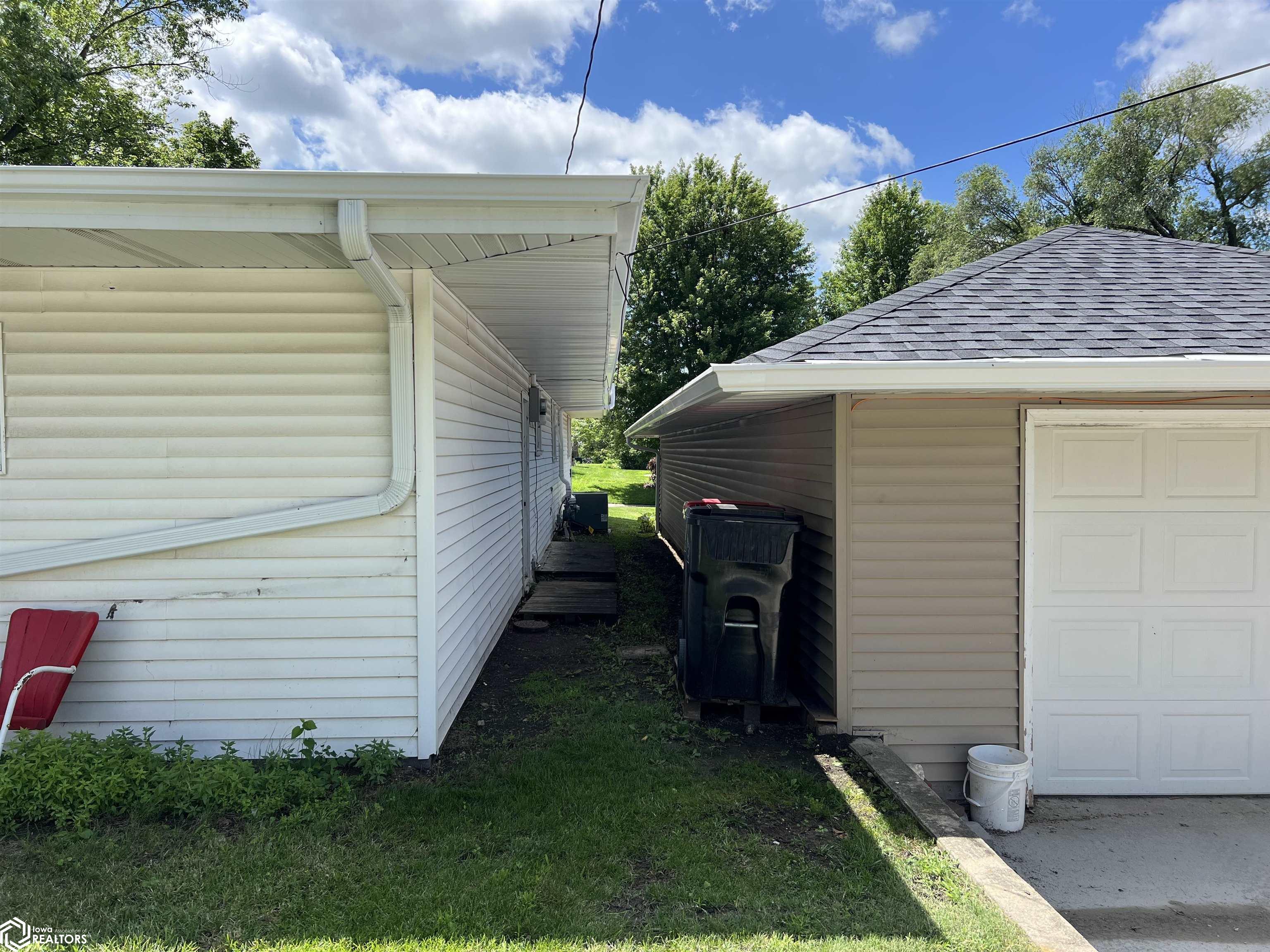 105 S Lincoln Street, Mount Ayr, Iowa image 4