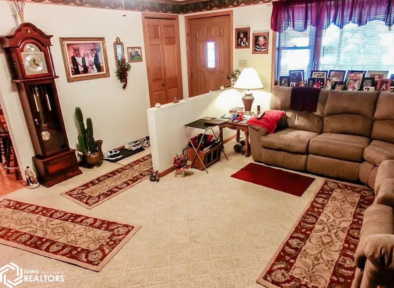 205 W Julian Street, Le Grand, Iowa image 3