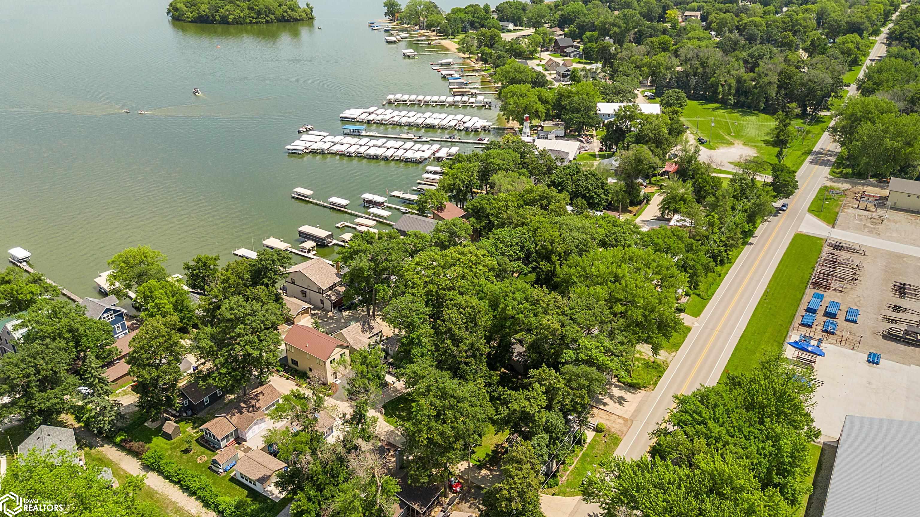 15257 Pascal Street, Clear Lake, Iowa image 20