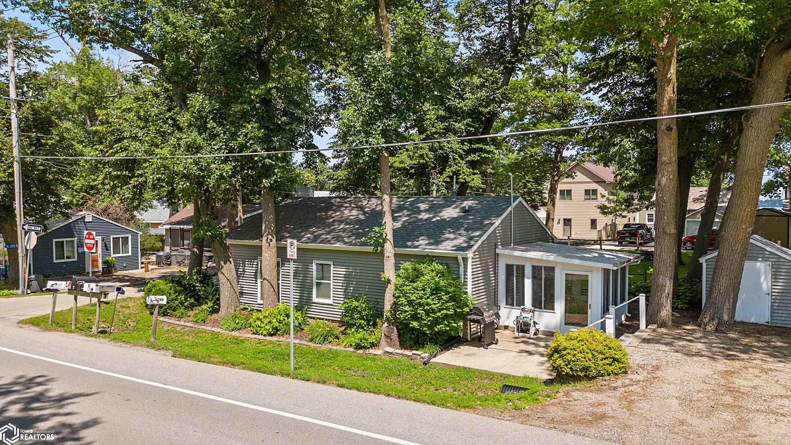 15257 Pascal Street, Clear Lake, Iowa image 3