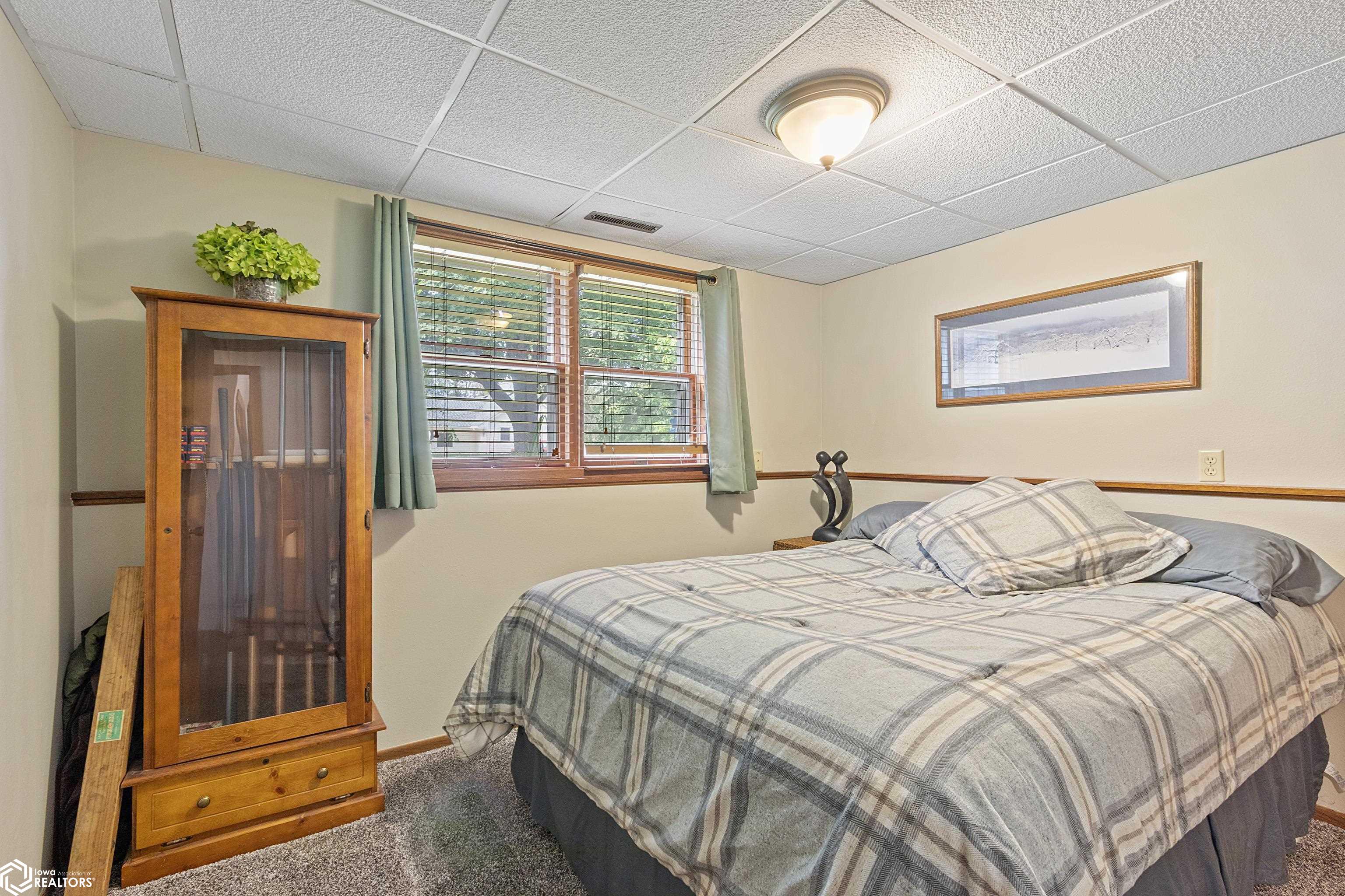 440 W 9th Street, Garner, Iowa image 14