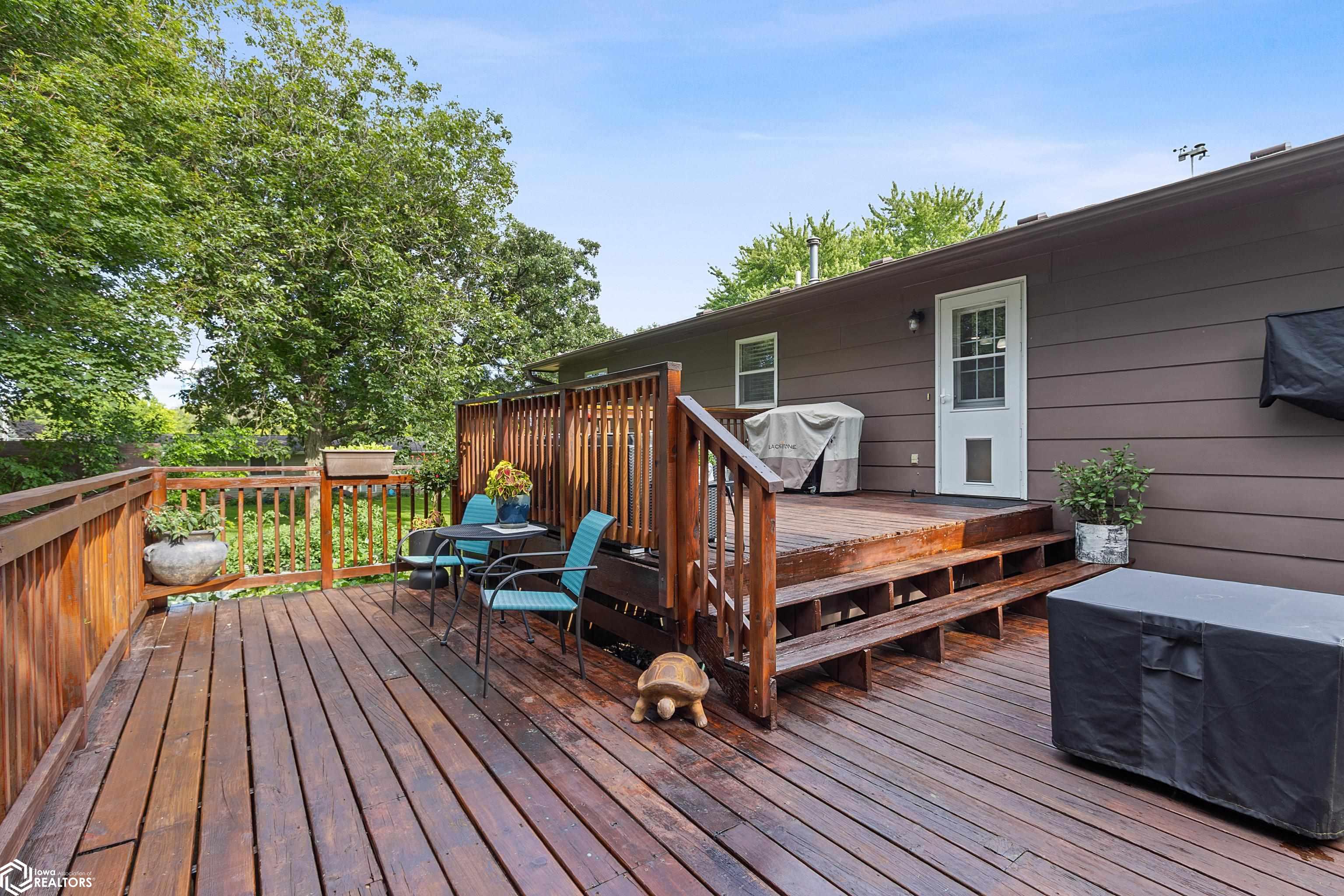 440 W 9th Street, Garner, Iowa image 20