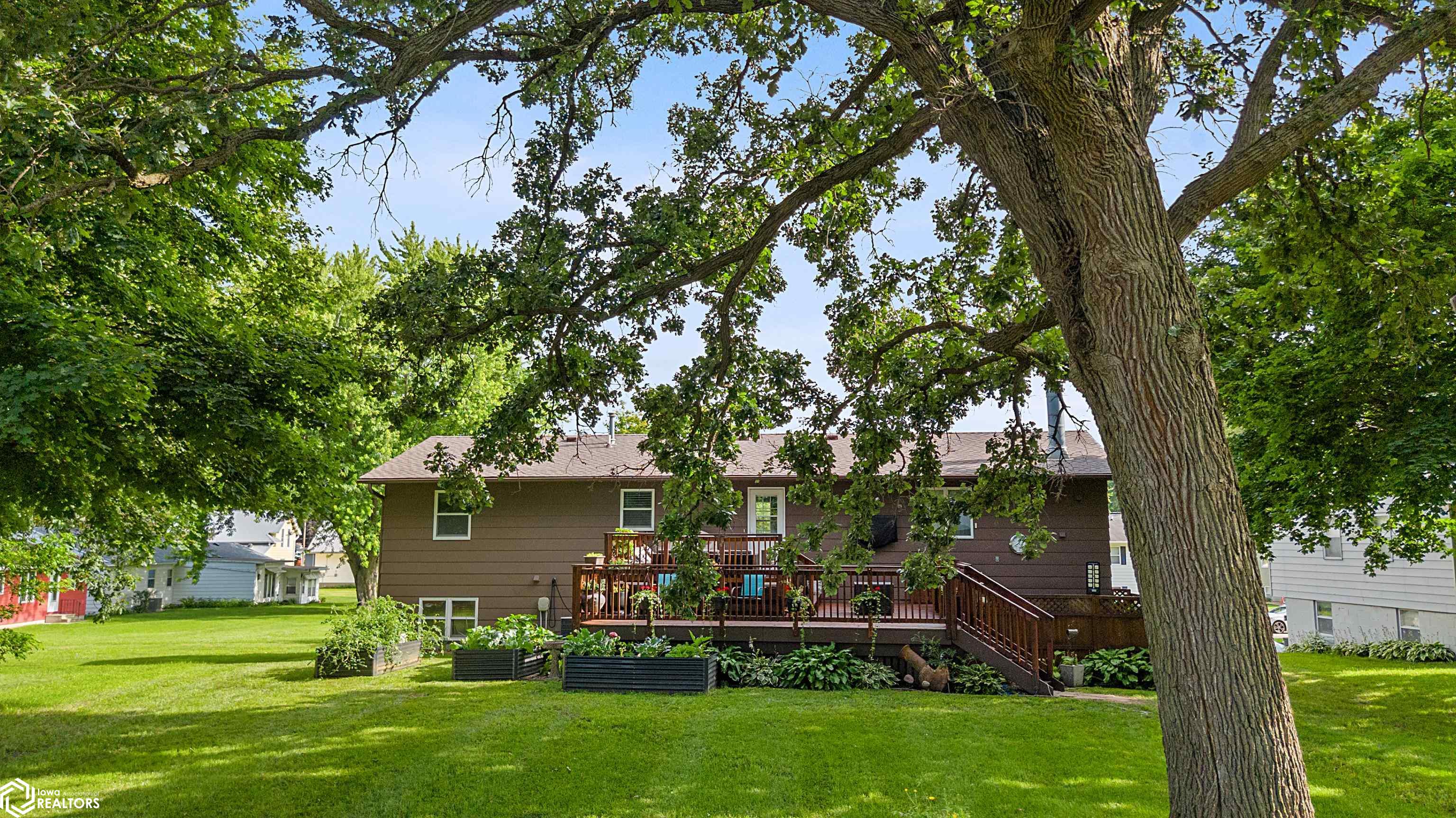 440 W 9th Street, Garner, Iowa image 30