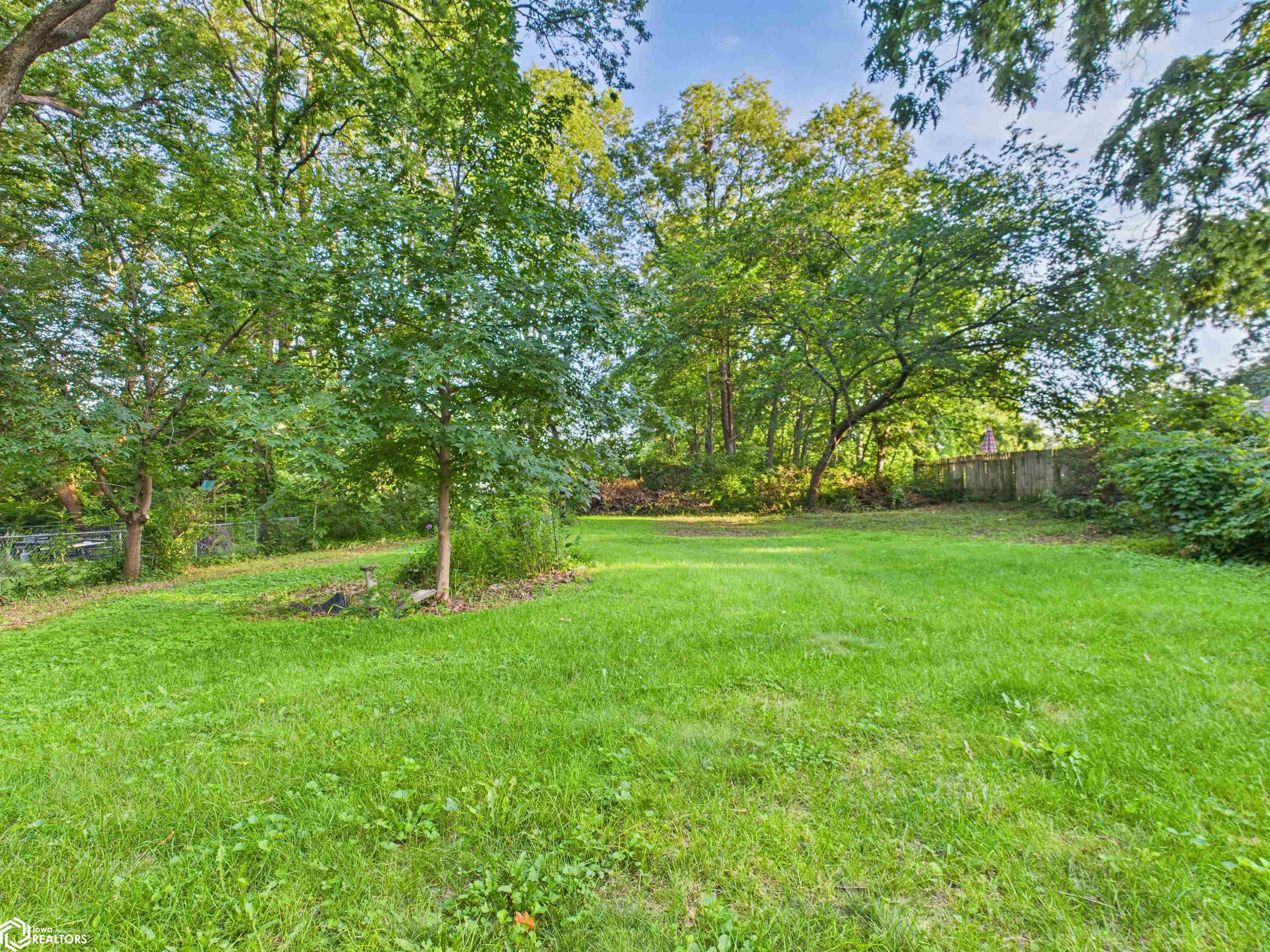 1242 C Avenue, Oskaloosa, Iowa image 6