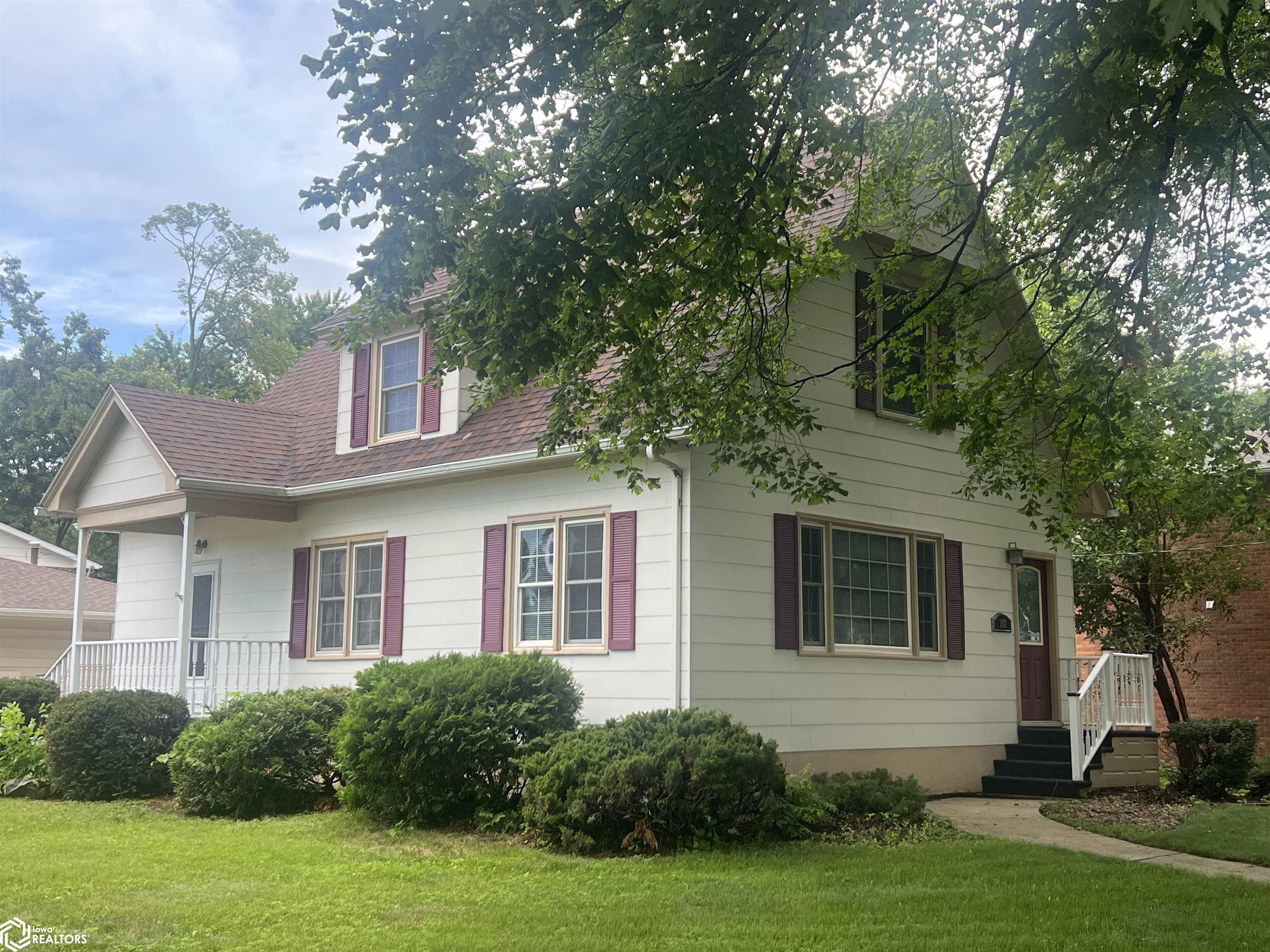 102 5th St., Humboldt, Iowa image 2