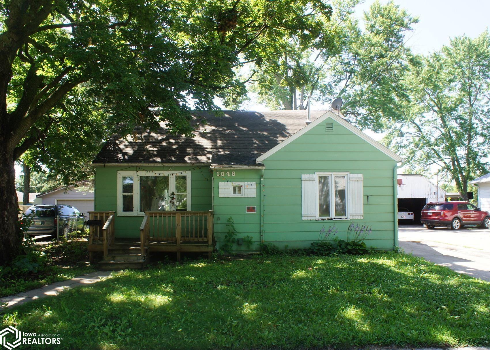 1048 Walnut Street, Webster City, Iowa image 1