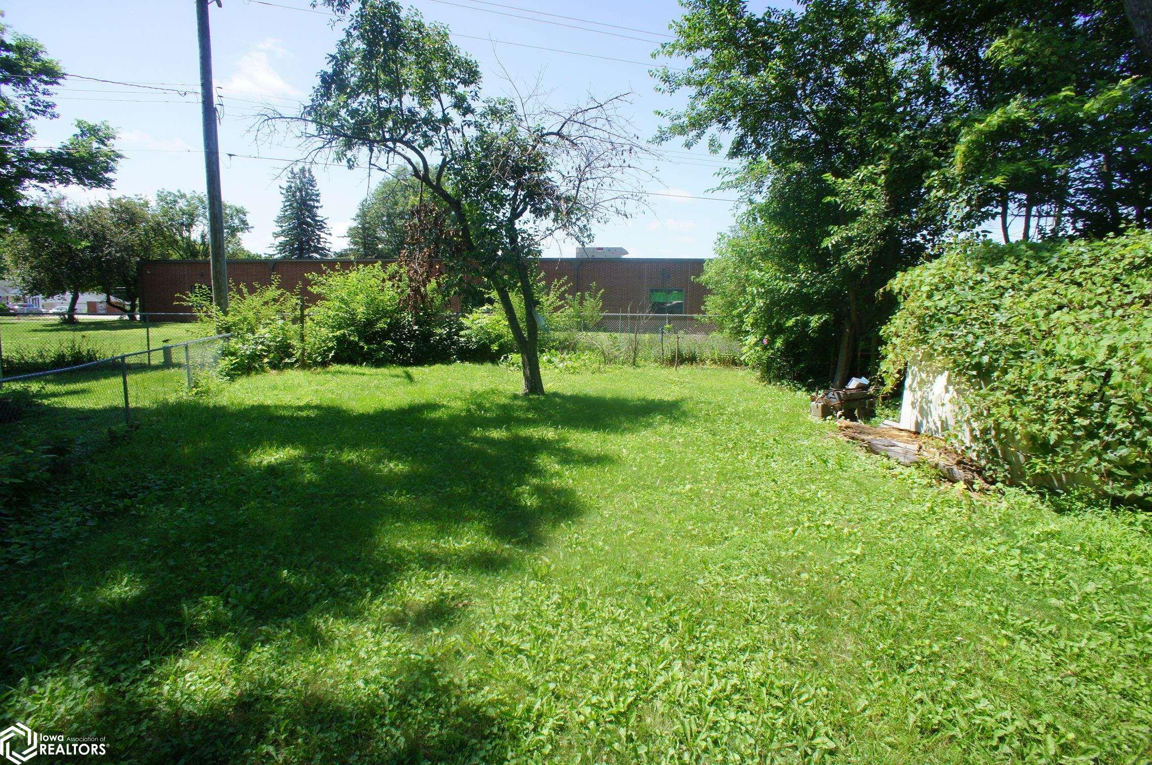1048 Walnut Street, Webster City, Iowa image 15