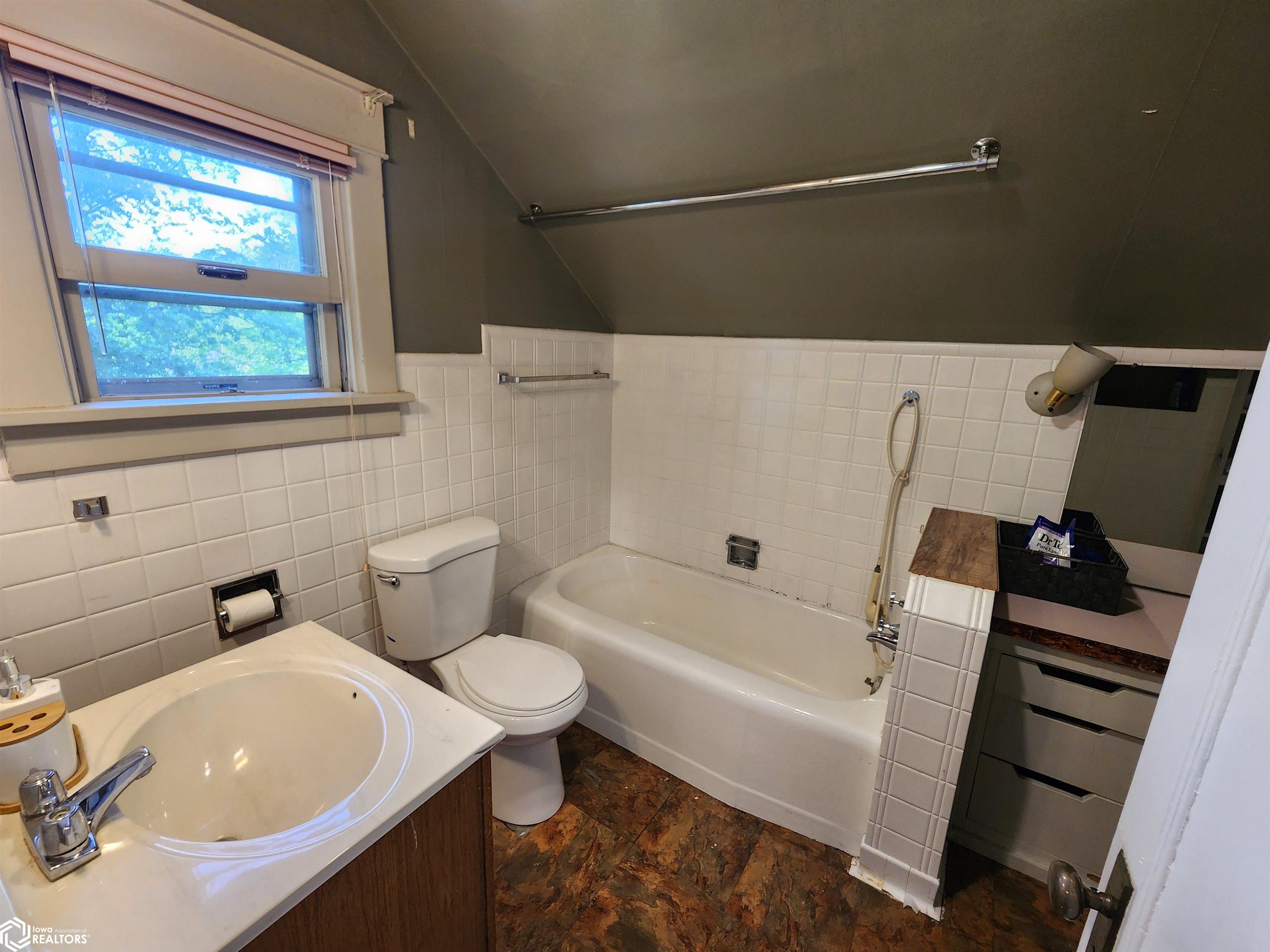317 W Anthony Street, Corydon, Iowa image 33