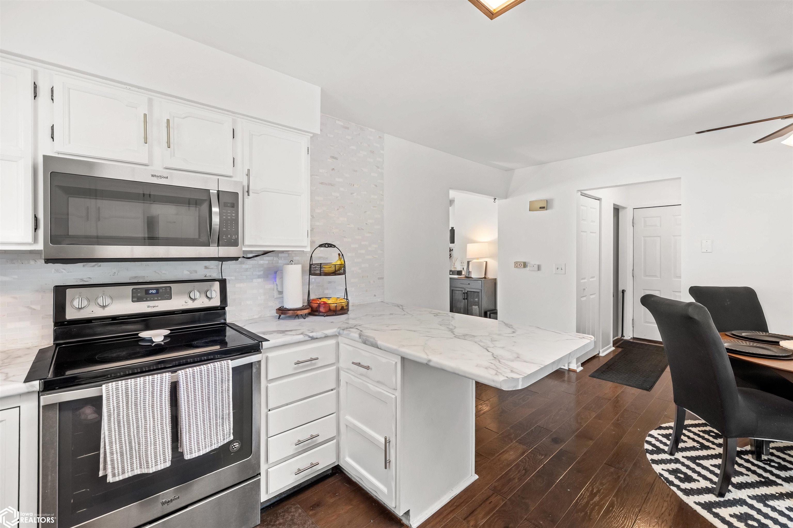 2206 Wakefield Drive, Marshalltown, Iowa image 15