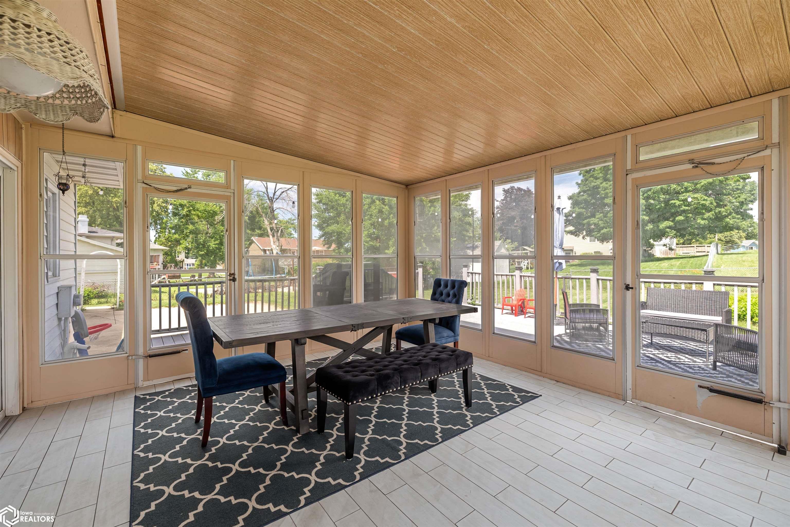 2206 Wakefield Drive, Marshalltown, Iowa image 31
