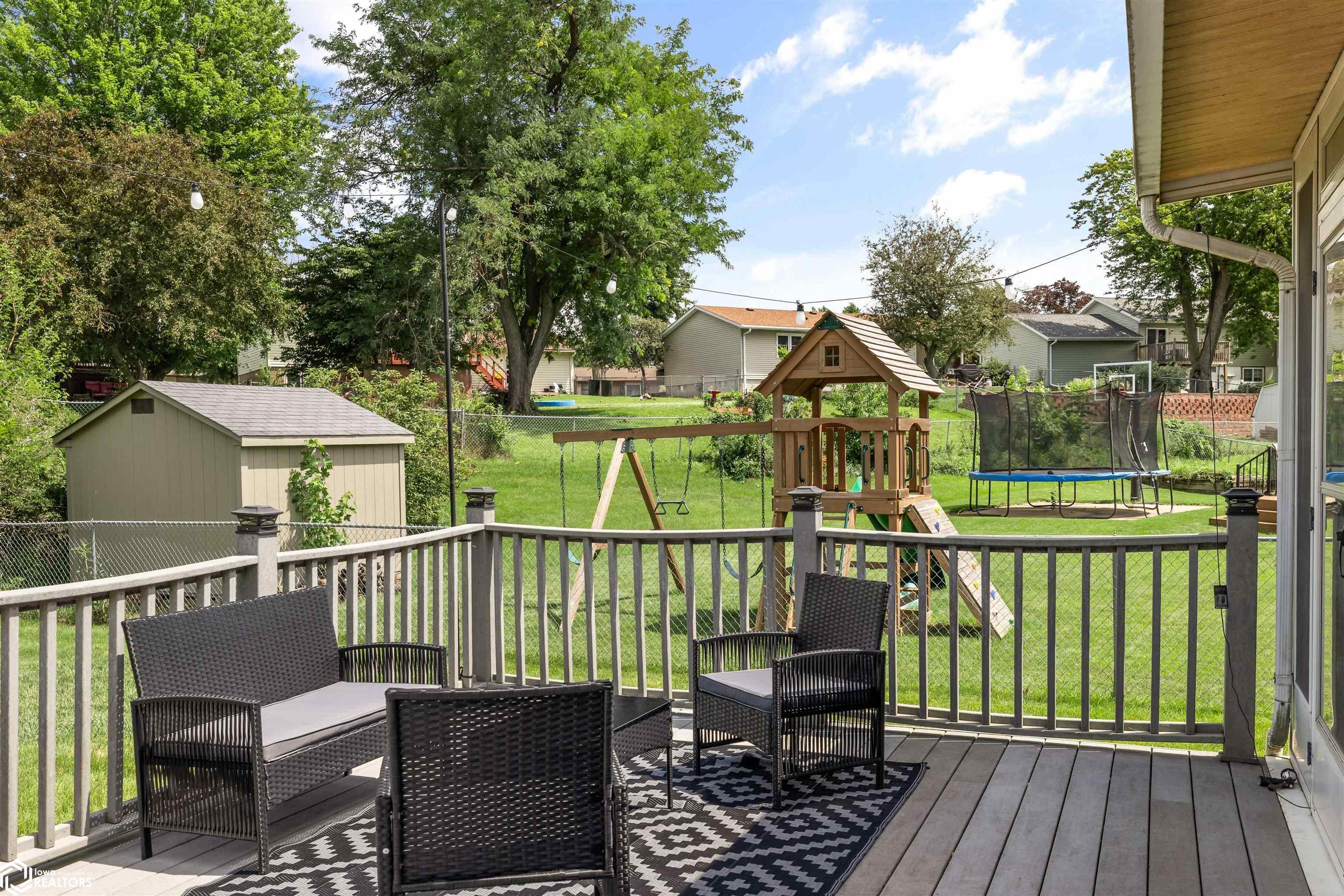 2206 Wakefield Drive, Marshalltown, Iowa image 33