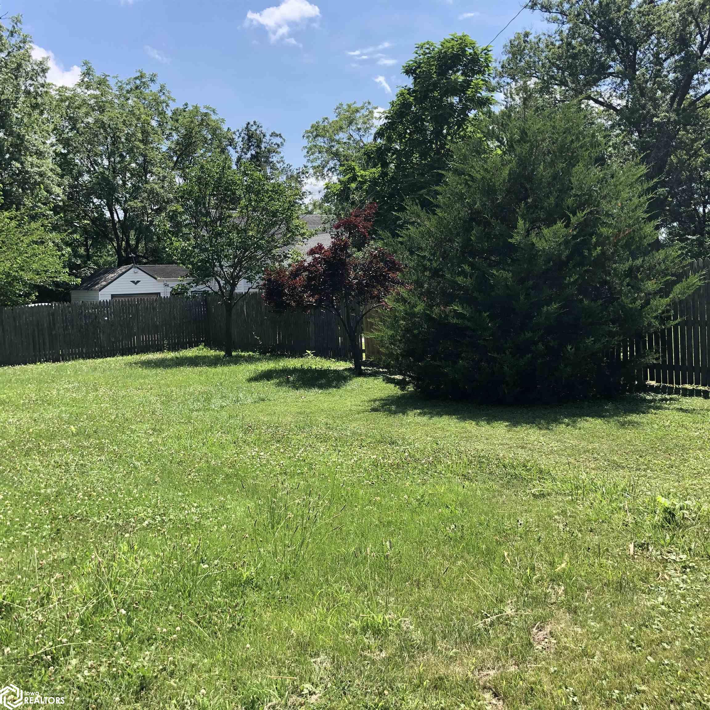 324 Elmdale Avenue, Ottumwa, Iowa image 7