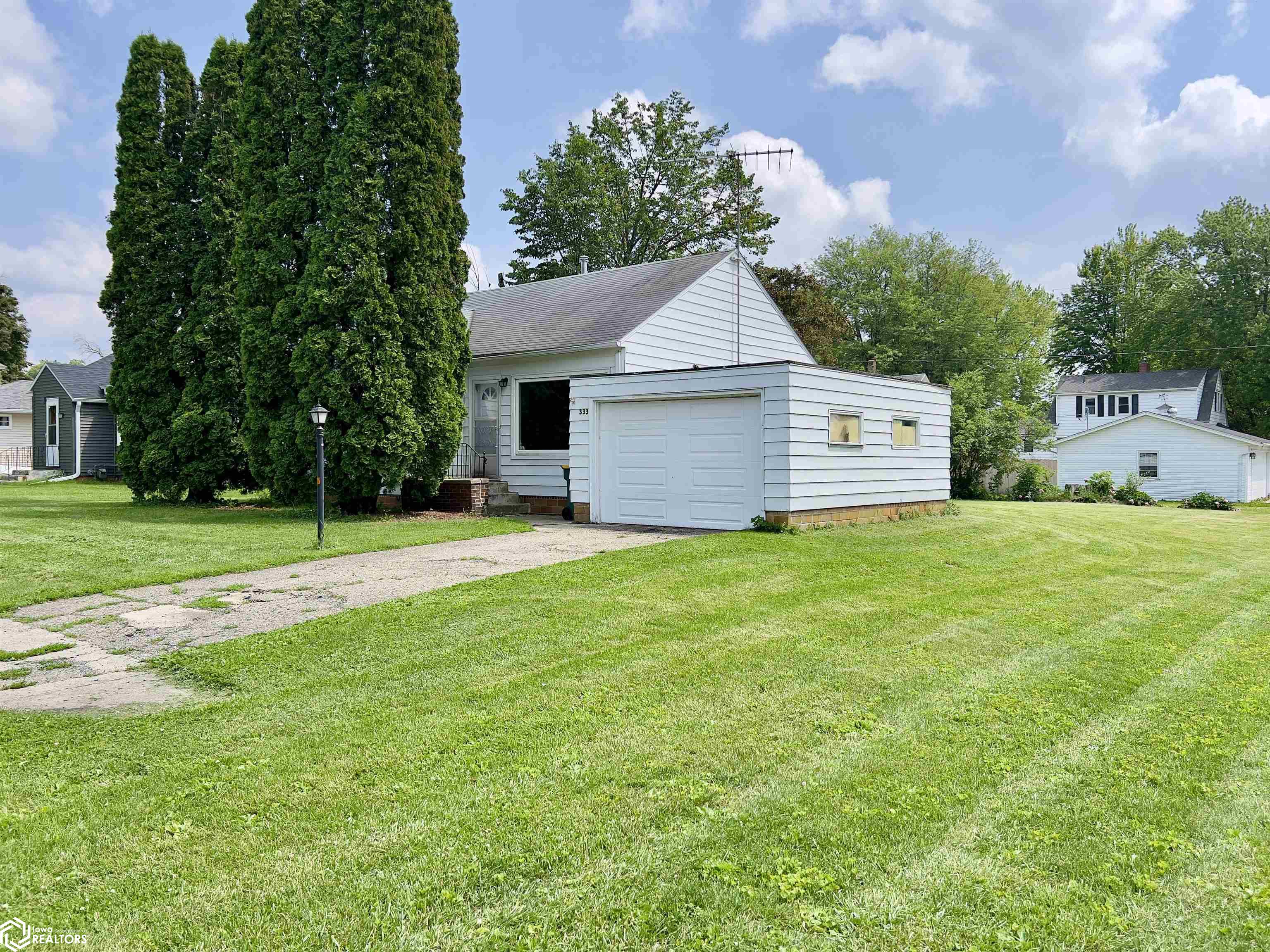 333 W North St, Manly, Iowa image 2