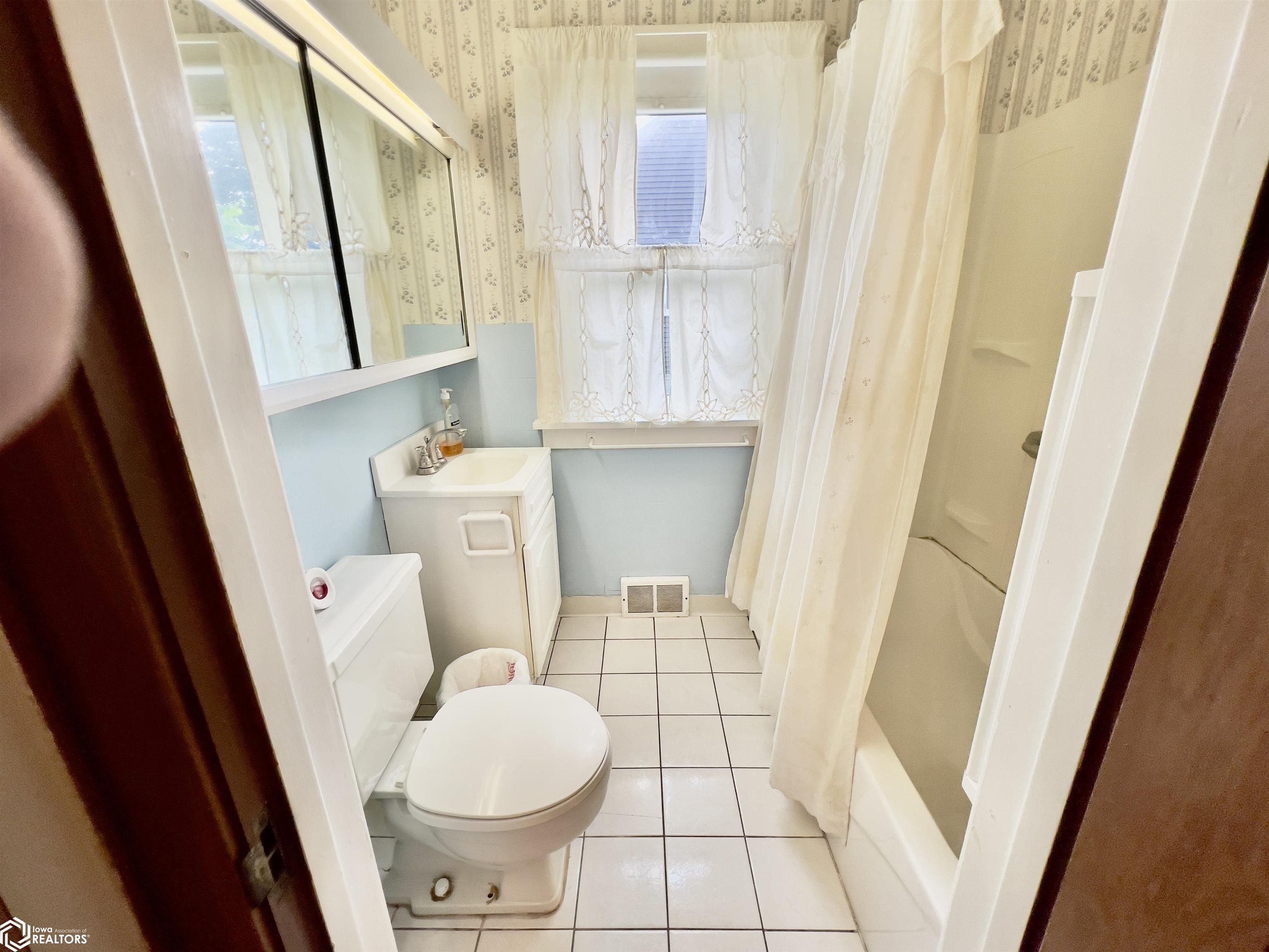 333 W North St, Manly, Iowa image 11