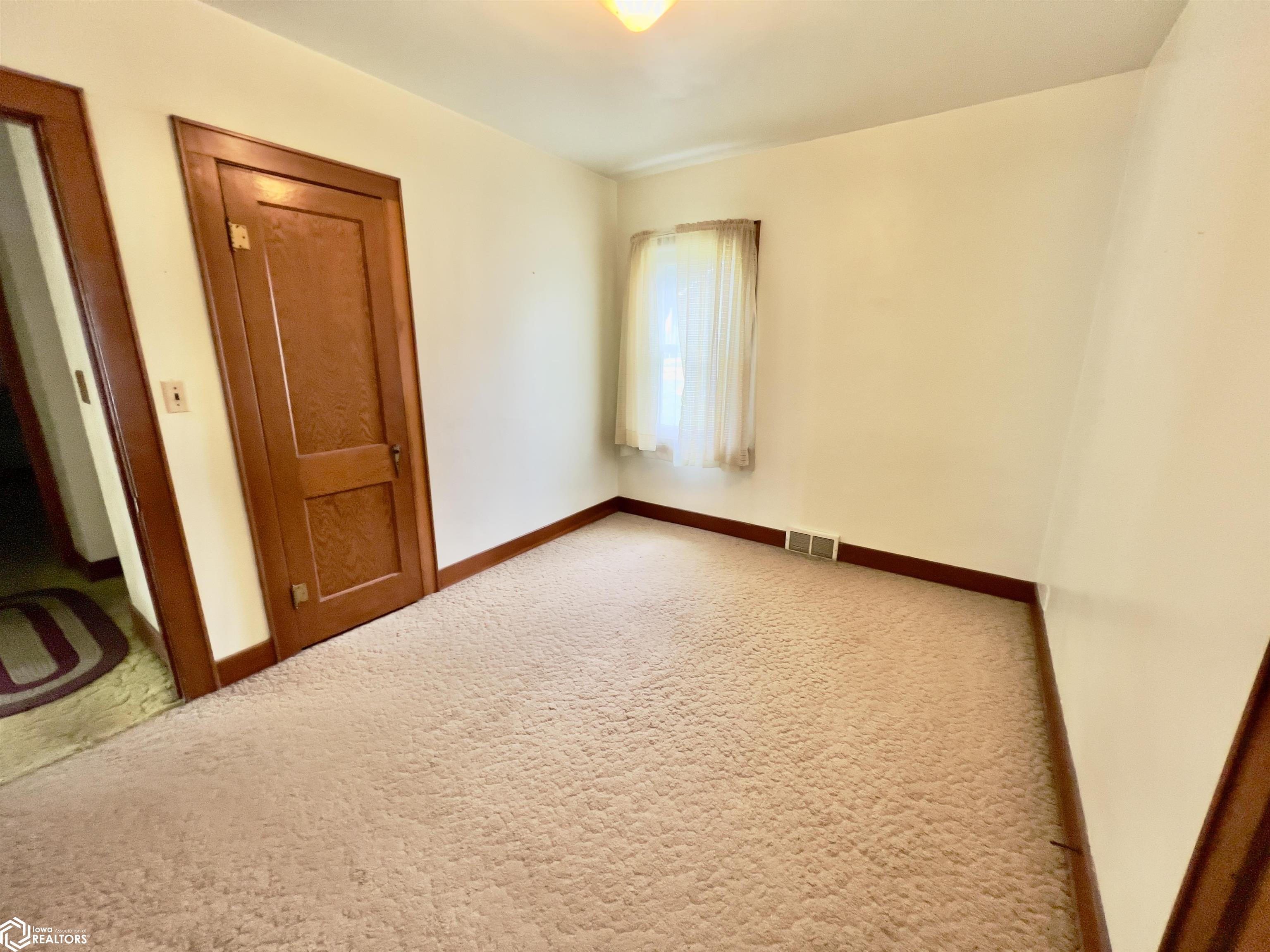 333 W North St, Manly, Iowa image 9