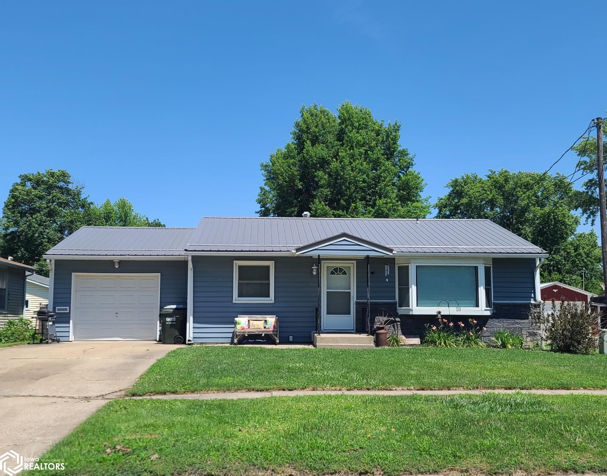 1005 9th Avenue, Oskaloosa, Iowa image 1