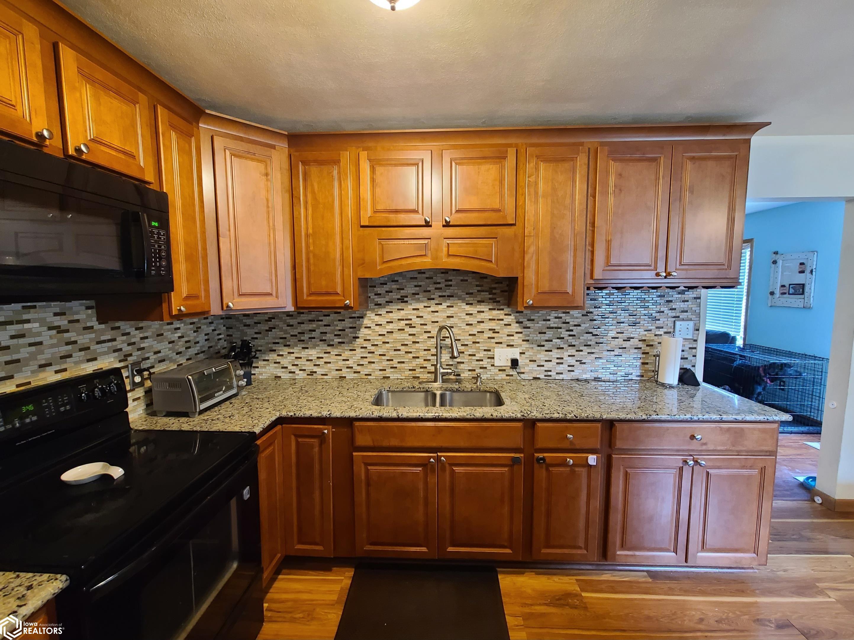 1005 9th Avenue, Oskaloosa, Iowa image 12
