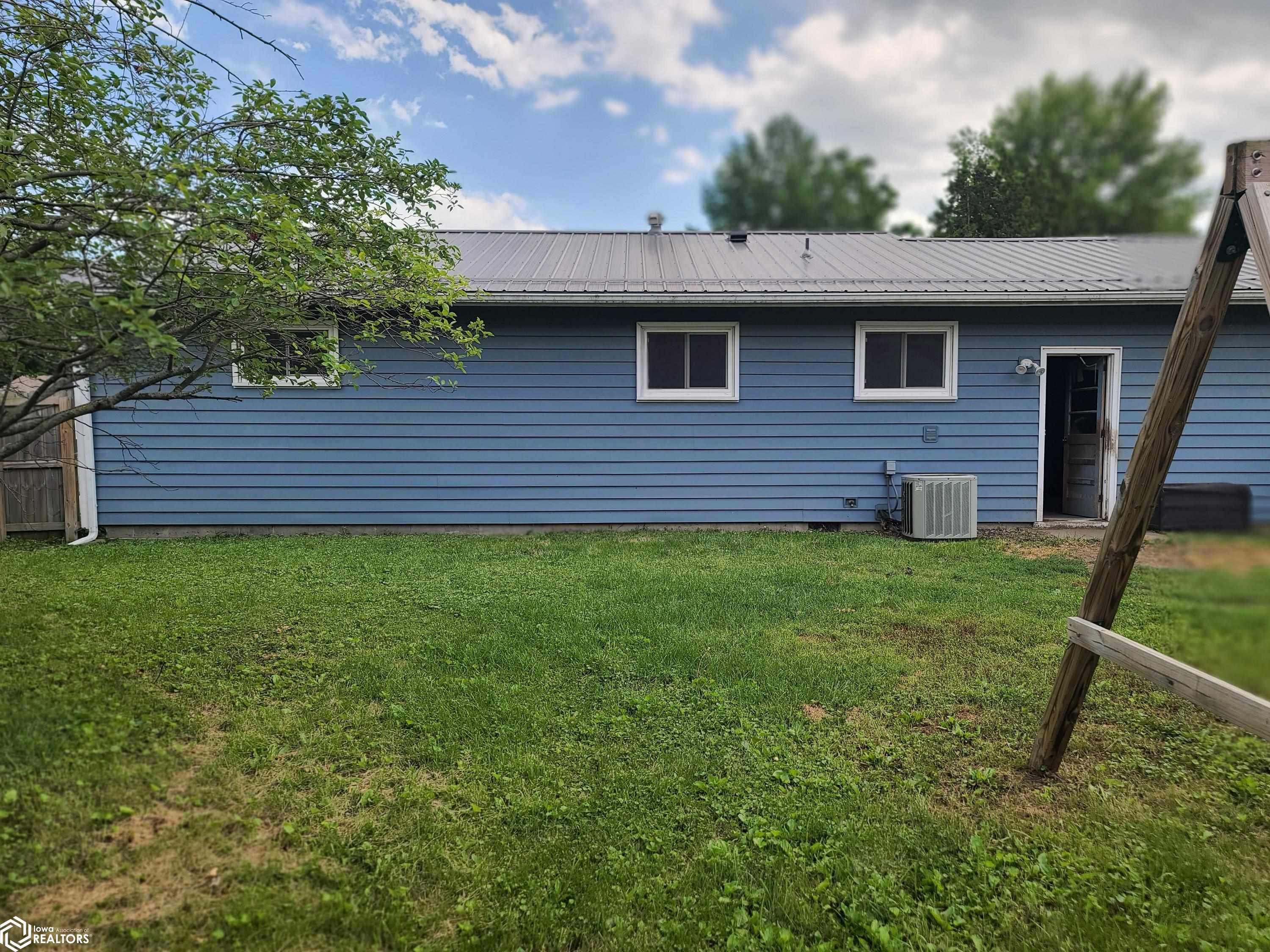 1005 9th Avenue, Oskaloosa, Iowa image 33