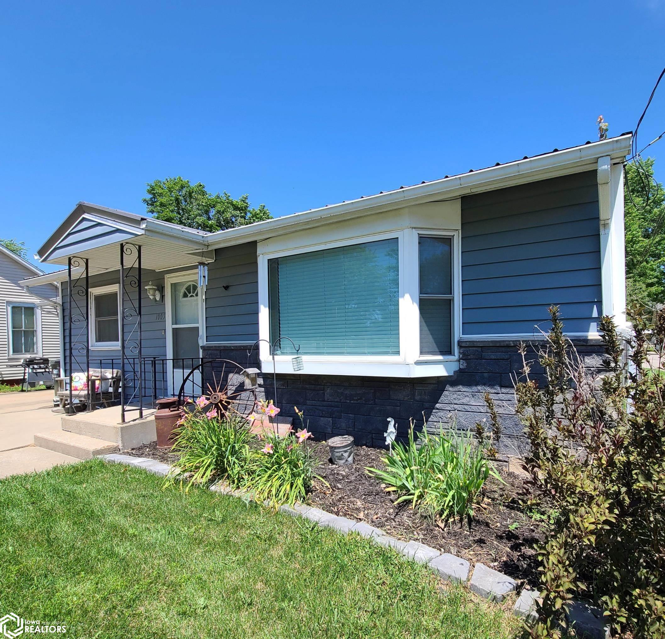 1005 9th Avenue, Oskaloosa, Iowa image 5