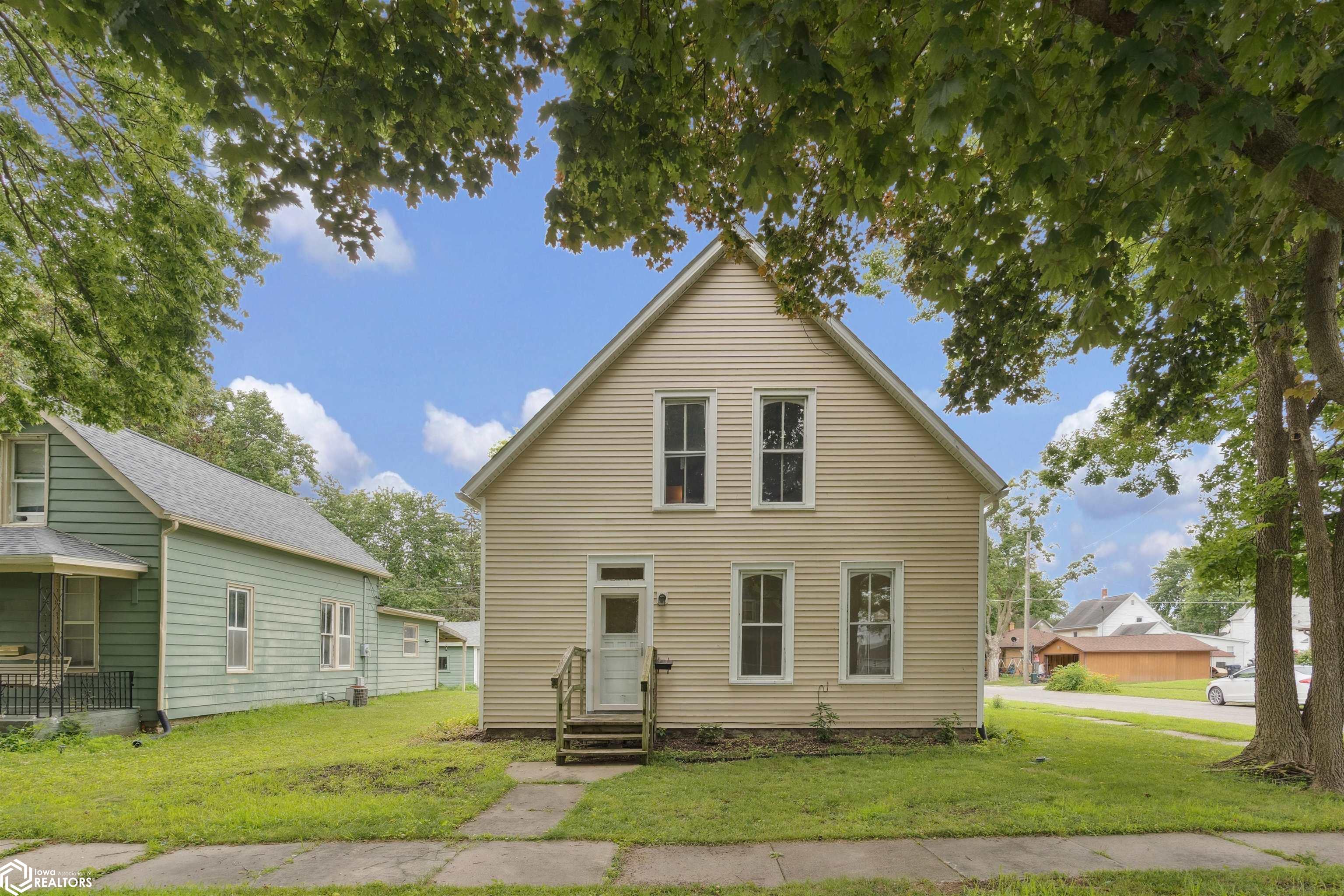 1412 S 13th, Burlington, Iowa image 1