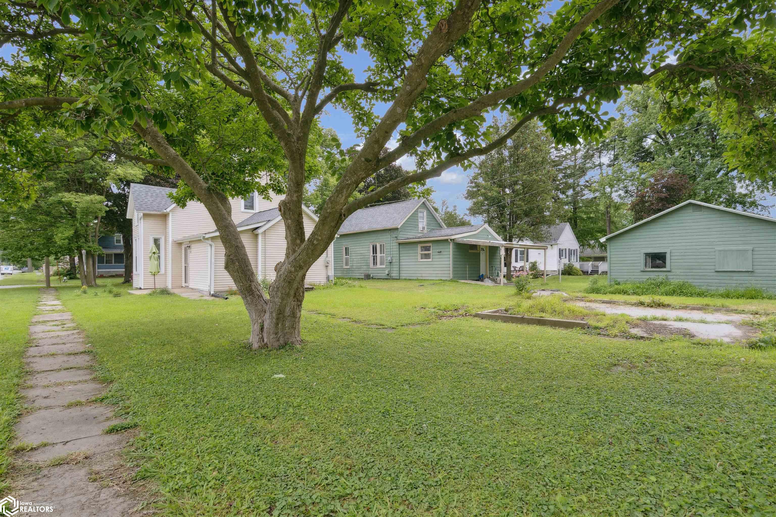 1412 S 13th, Burlington, Iowa image 25