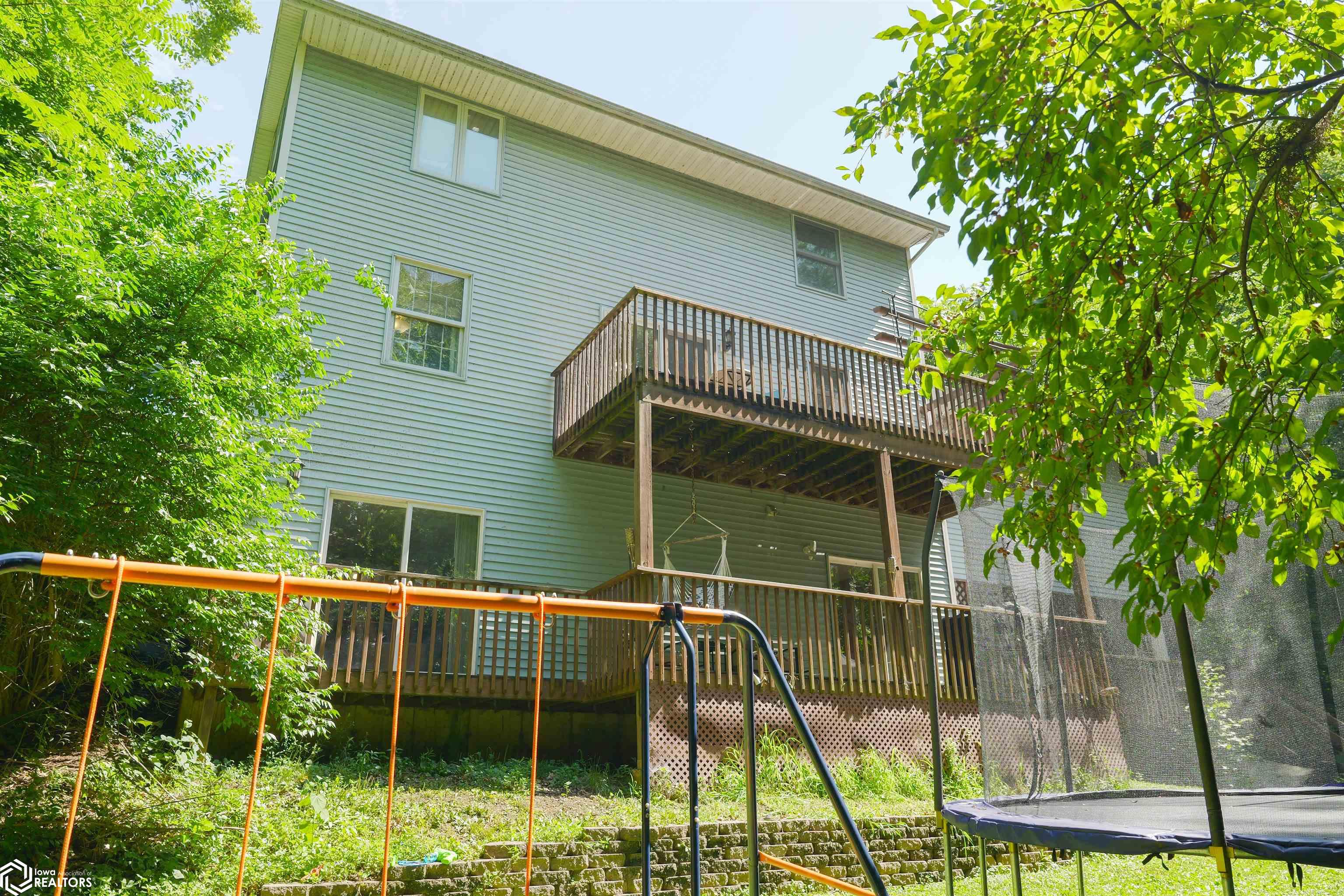 10591 Rolling Hills Drive, Burlington, Iowa image 4