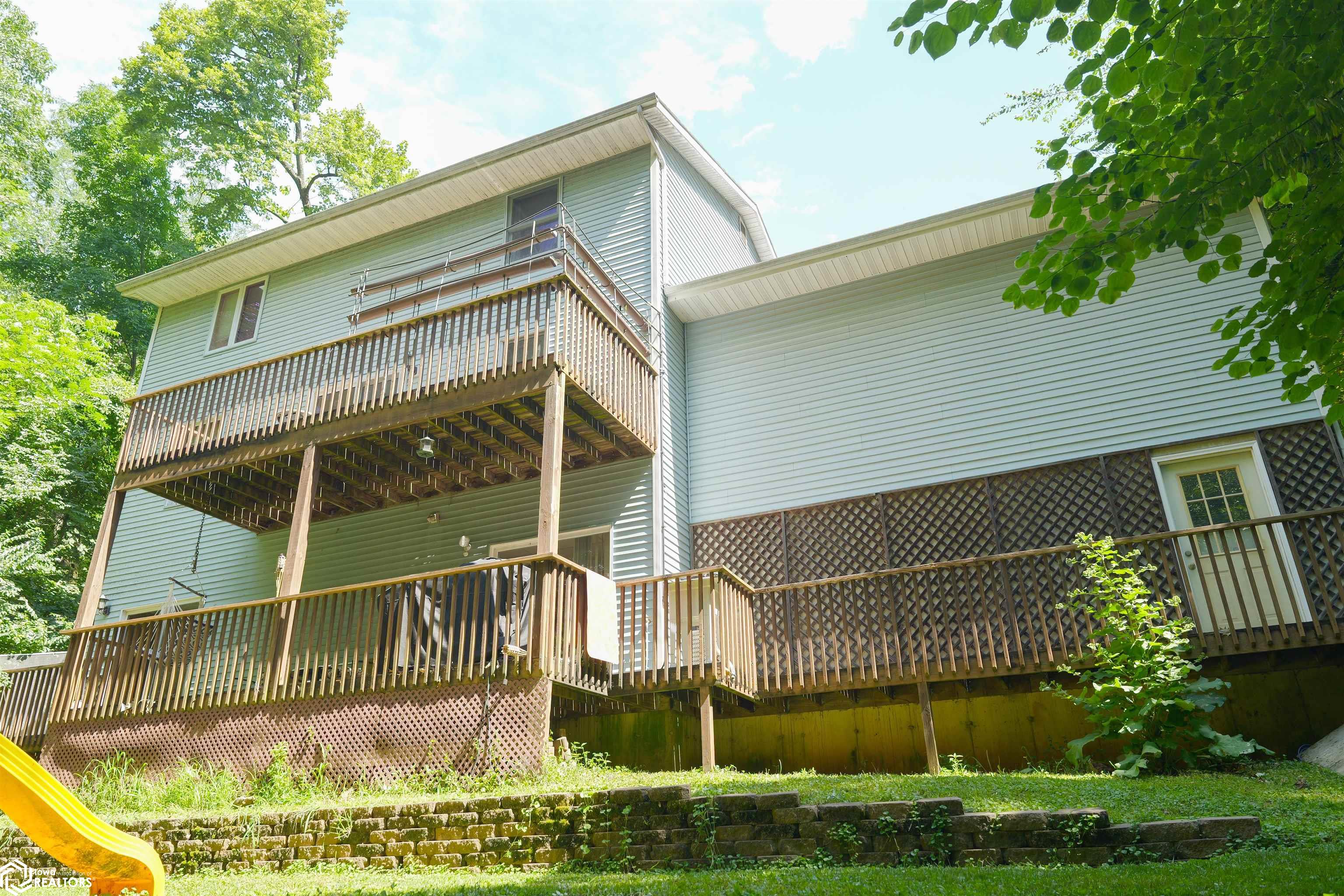10591 Rolling Hills Drive, Burlington, Iowa image 5