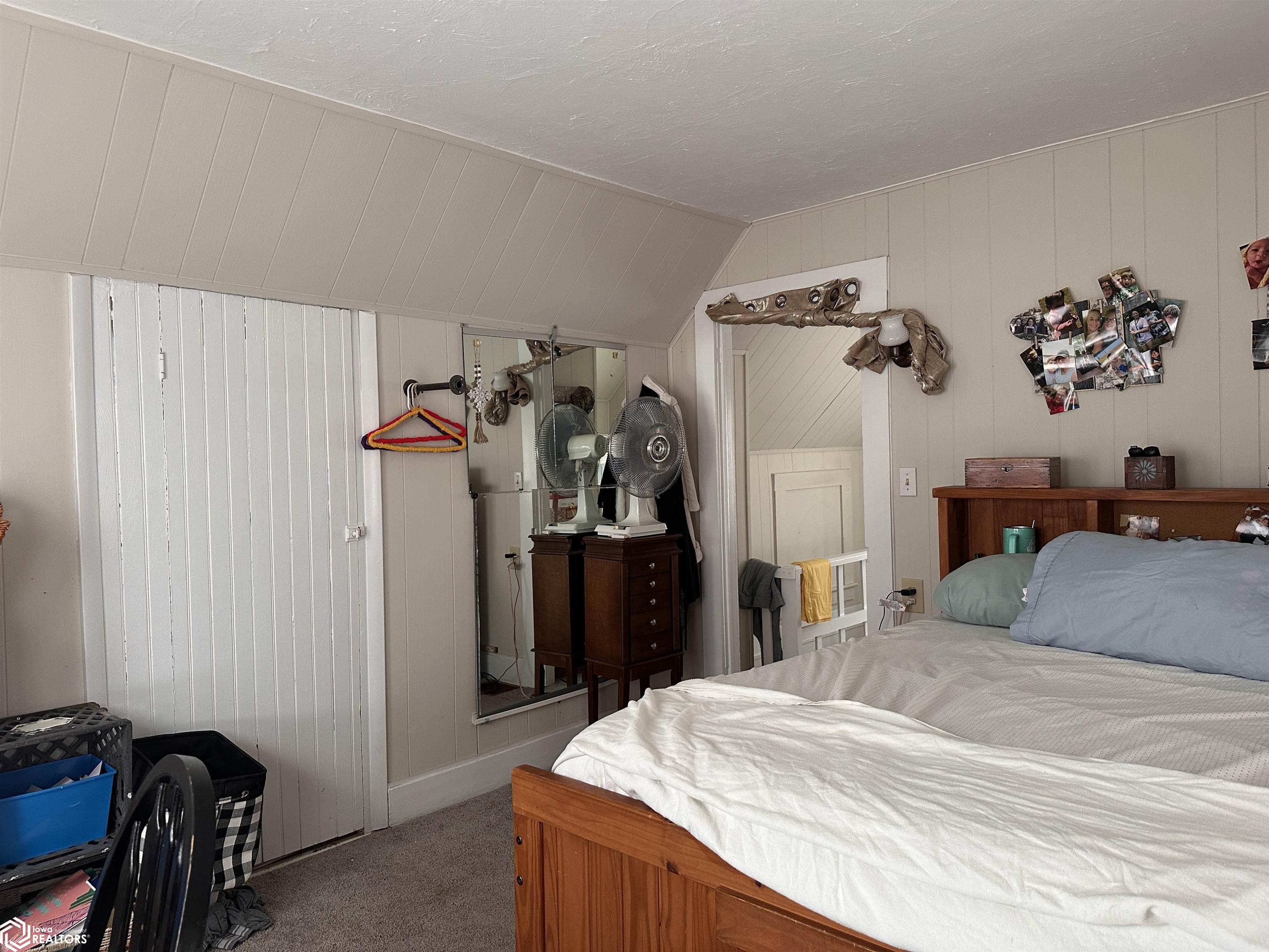 201 S 9th Street, Burlington, Iowa image 13