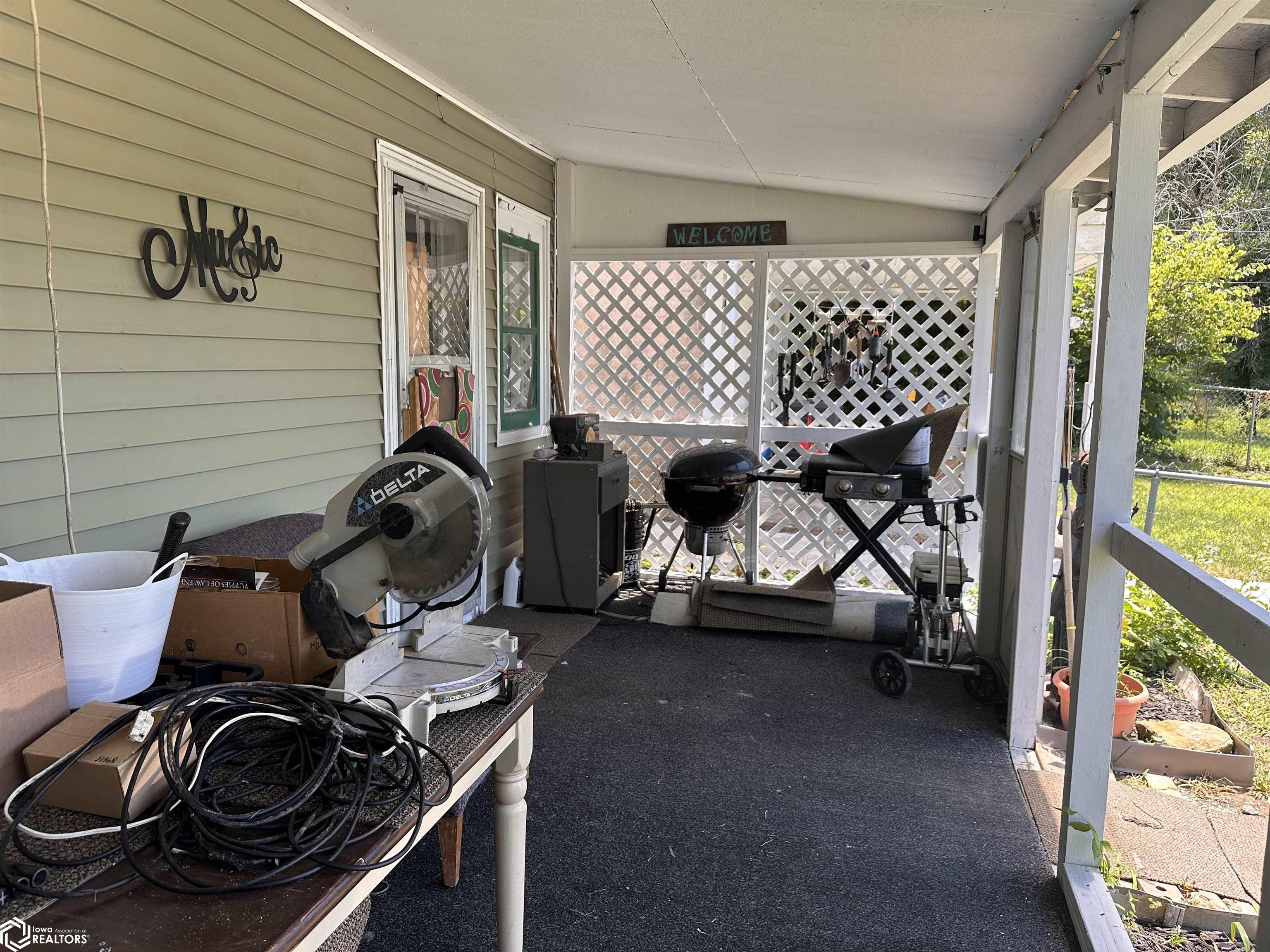 201 S 9th Street, Burlington, Iowa image 28