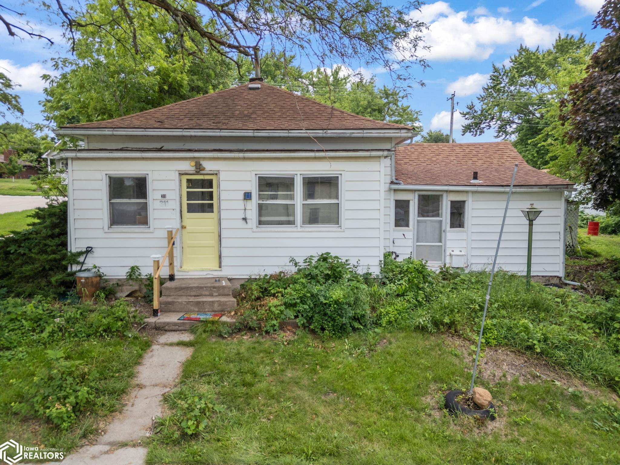 311 4th Street, Riverside, Iowa image 2