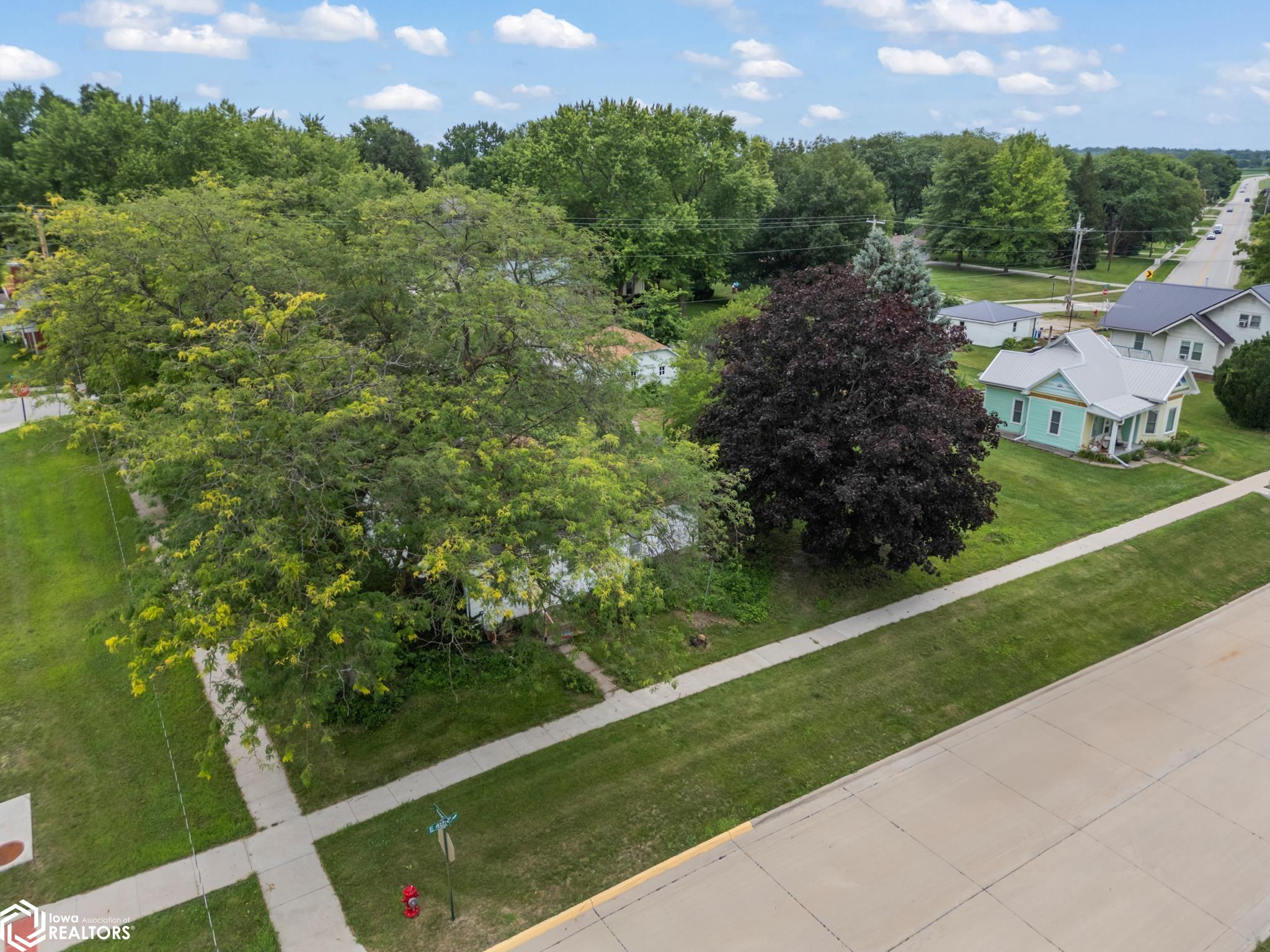 311 4th Street, Riverside, Iowa image 3