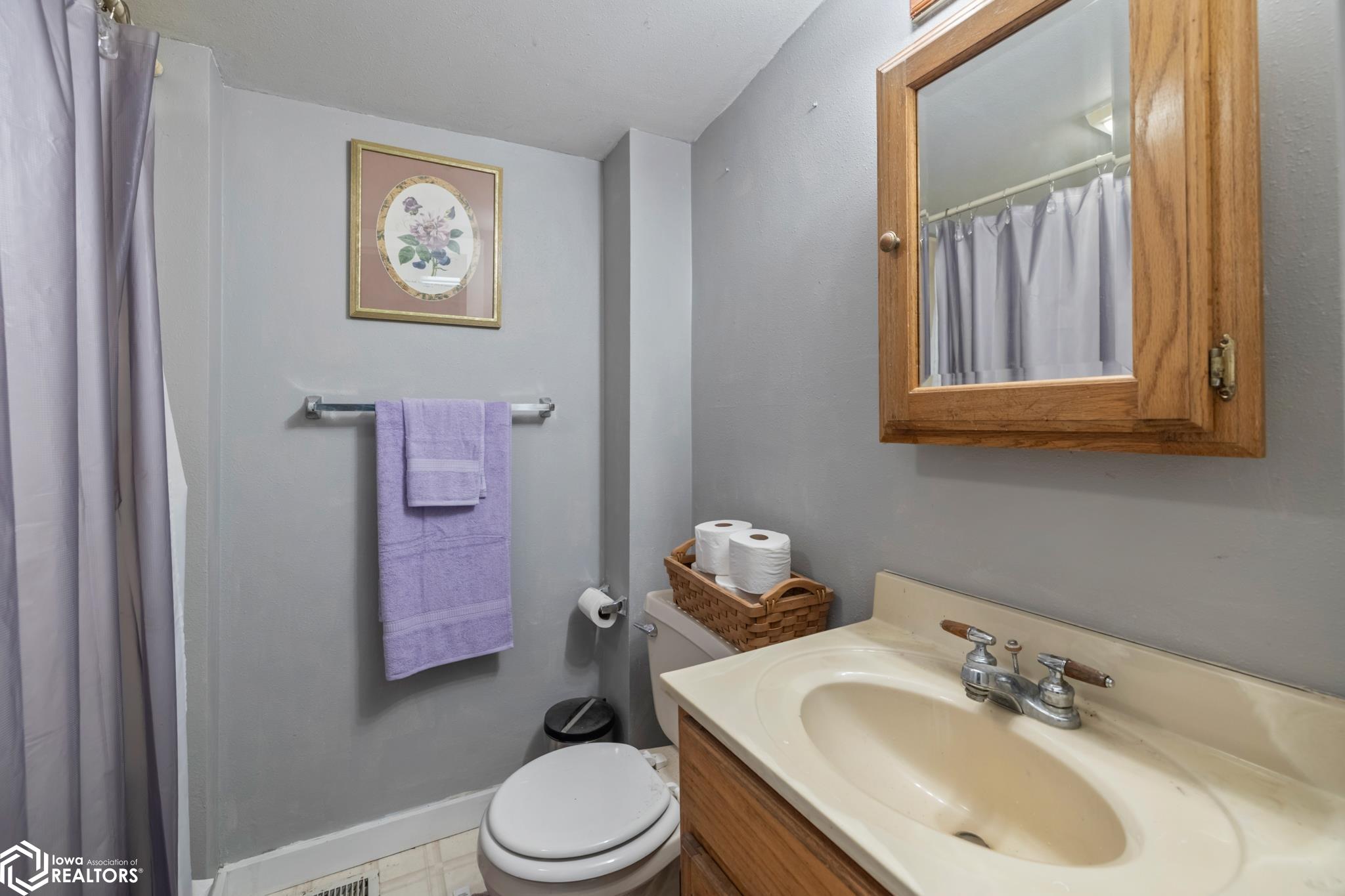311 4th Street, Riverside, Iowa image 25