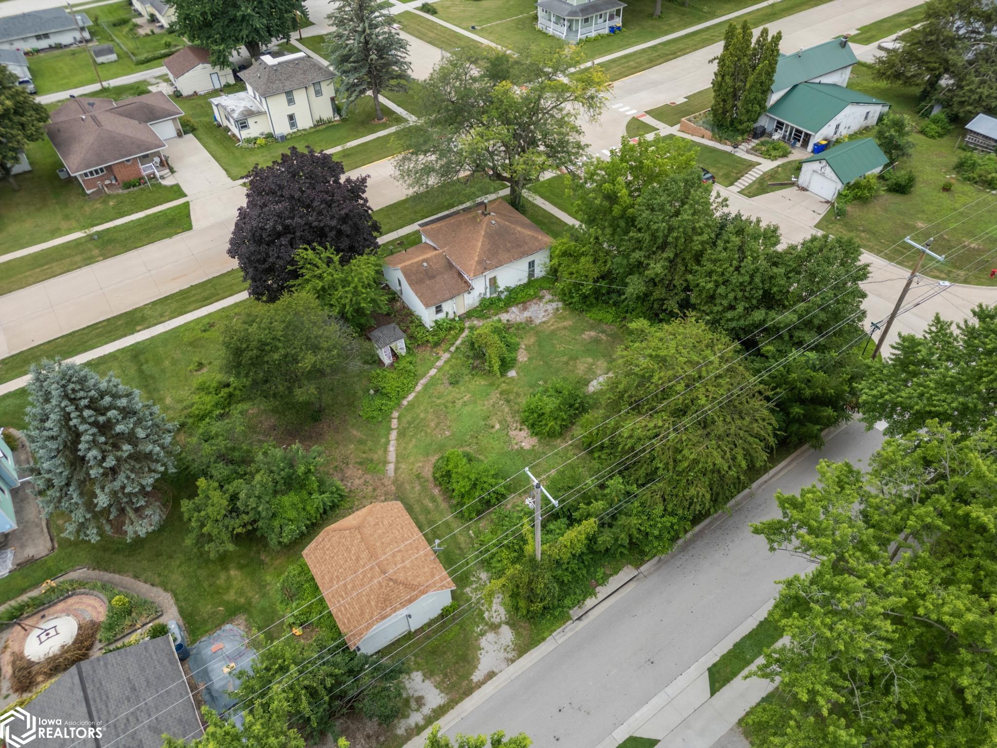 311 4th Street, Riverside, Iowa image 9