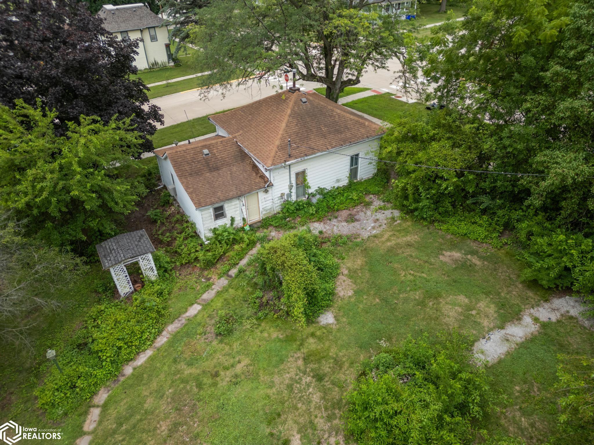 311 4th Street, Riverside, Iowa image 10