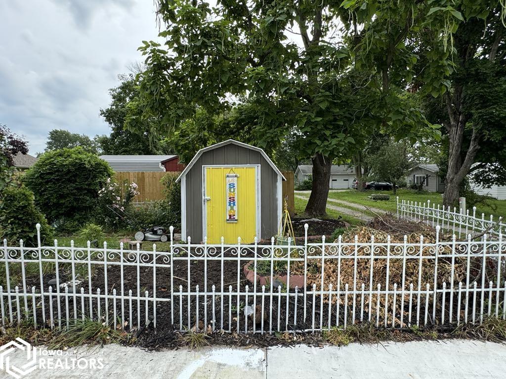 815 N 13th Street, Centerville, Iowa image 46