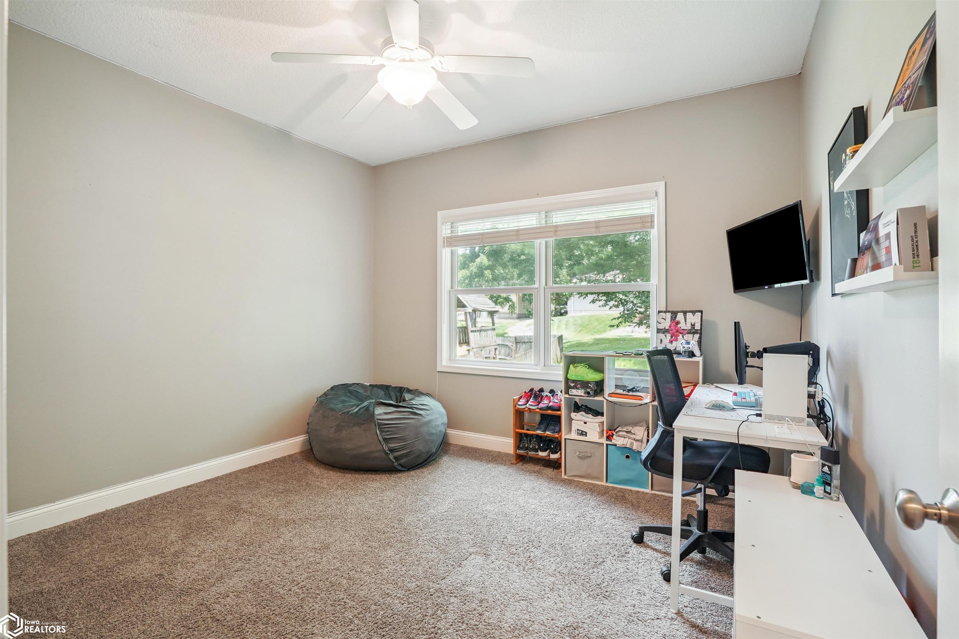 929 Sampson Drive, Nevada, Iowa image 15