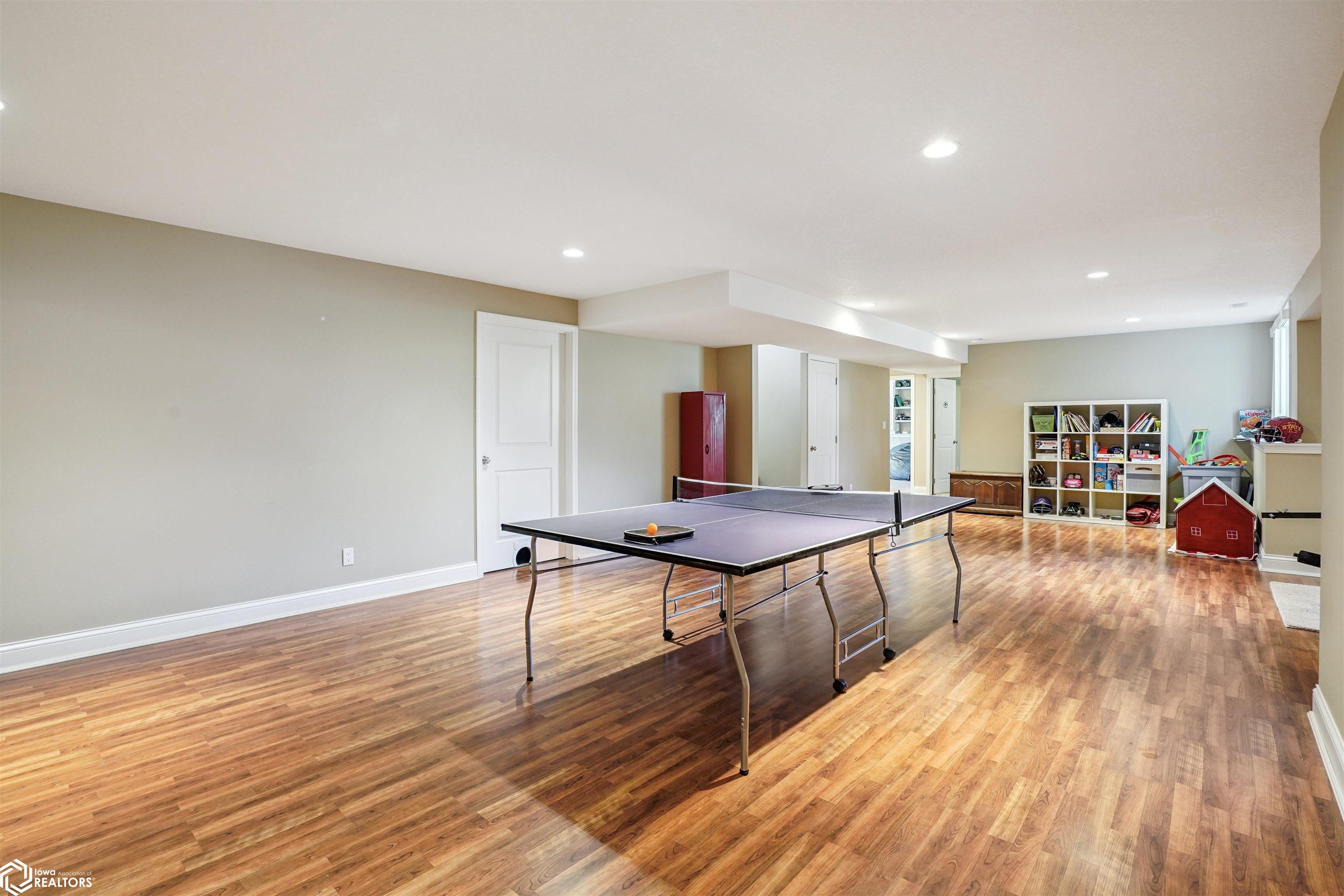 929 Sampson Drive, Nevada, Iowa image 22